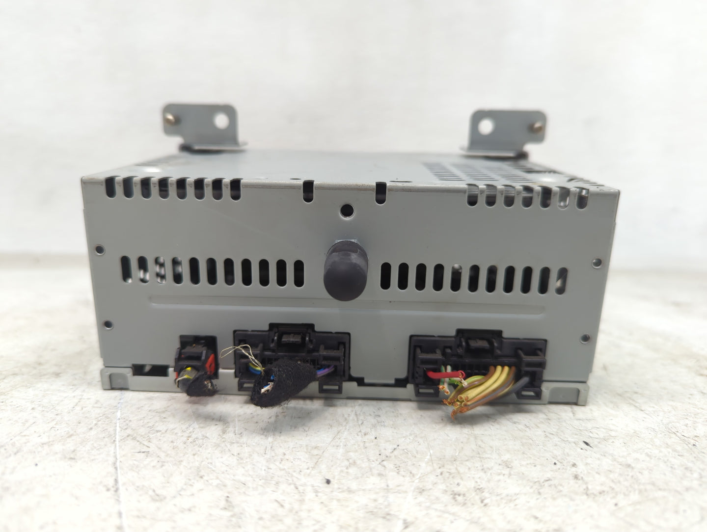 2017 Ford Mustang Radio AM FM Cd Player Receiver Replacement P/N:HR3T-19C107-DB Fits OEM Used Auto Parts - Oemusedautoparts1