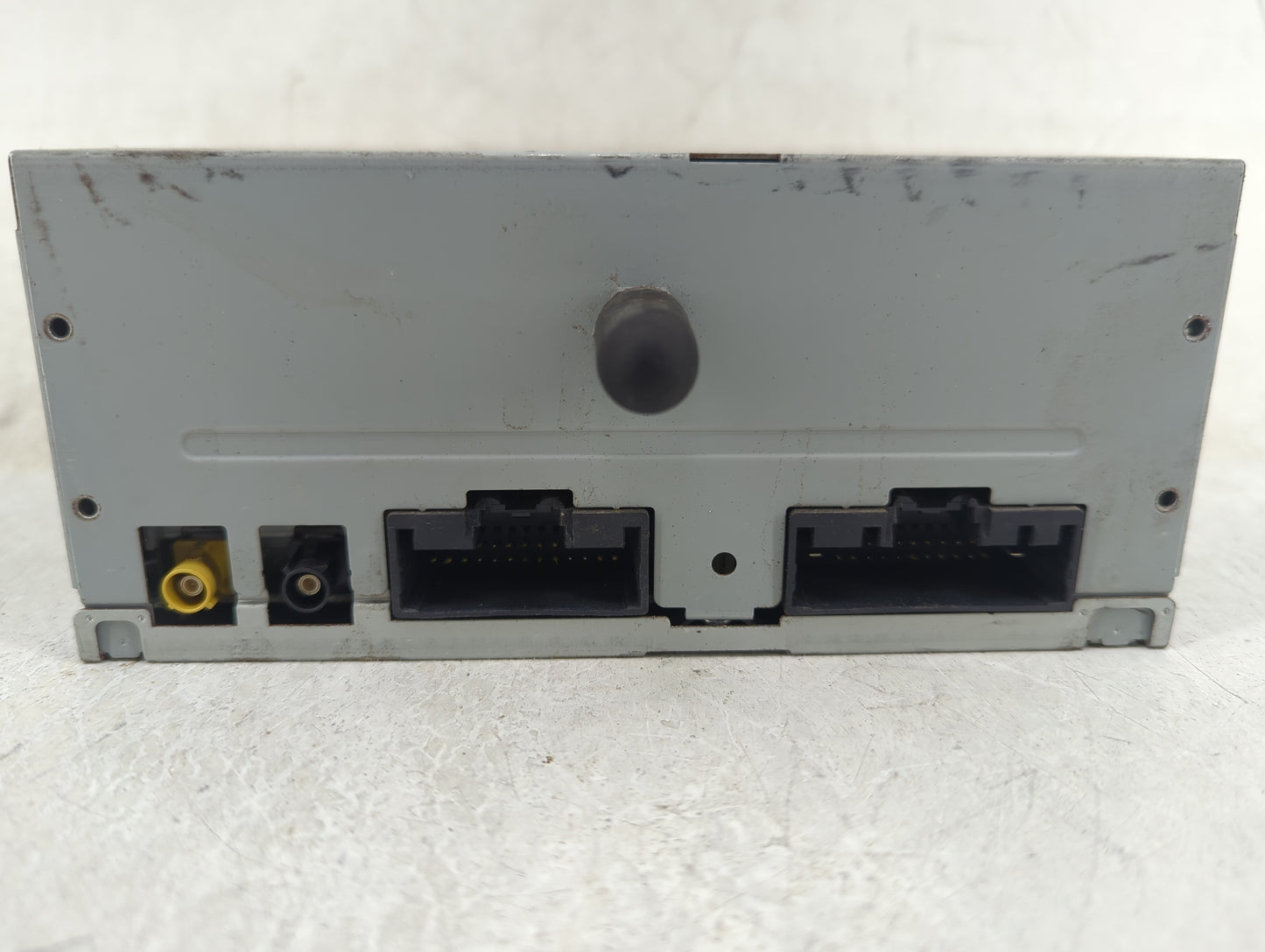 2016-2017 Ford Mustang Radio AM FM Cd Player Receiver Replacement P/N:HR3T-19C107-EC Fits Fits 2016 2017 OEM Used Auto Parts