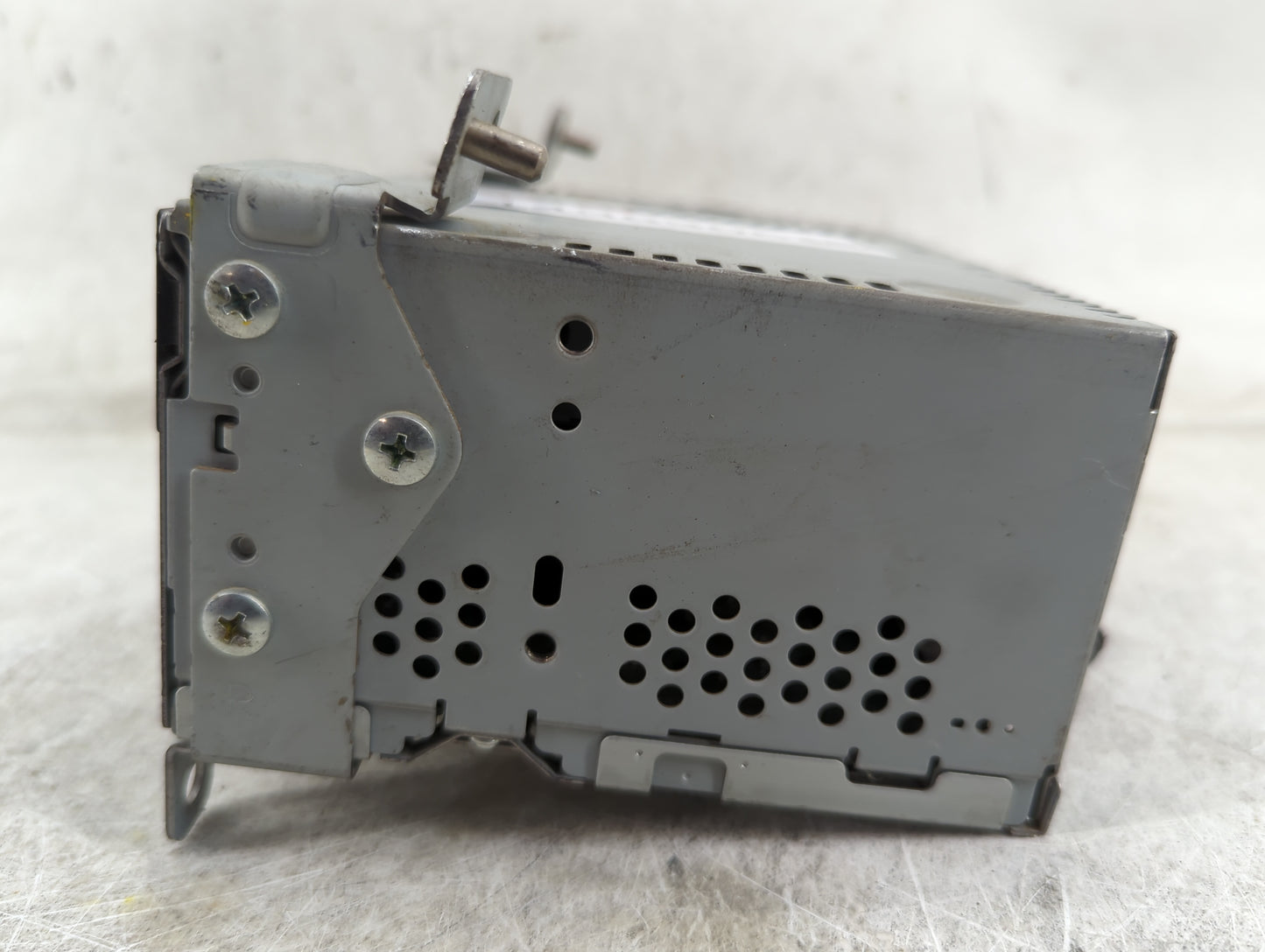 2017-2018 Ford Mustang Radio AM FM Cd Player Receiver Replacement P/N:HR3T-19C107-DC 276-1826-42 Fits Fits 2017 2018 OEM Use