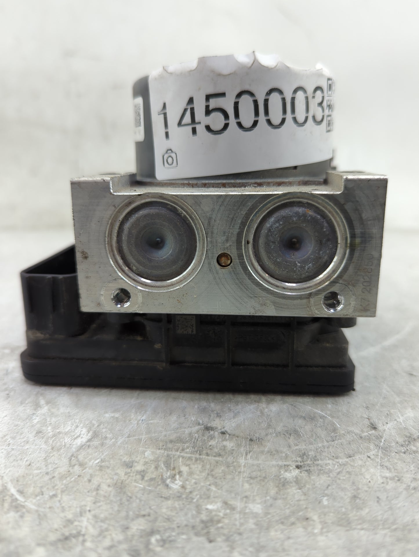 2015-2020 Ford Mustang ABS Pump Control Module Replacement P/N:GR3C-2C405-BC GR3C-2C219-BC Fits Fits 2015 2016 2017 2018 201