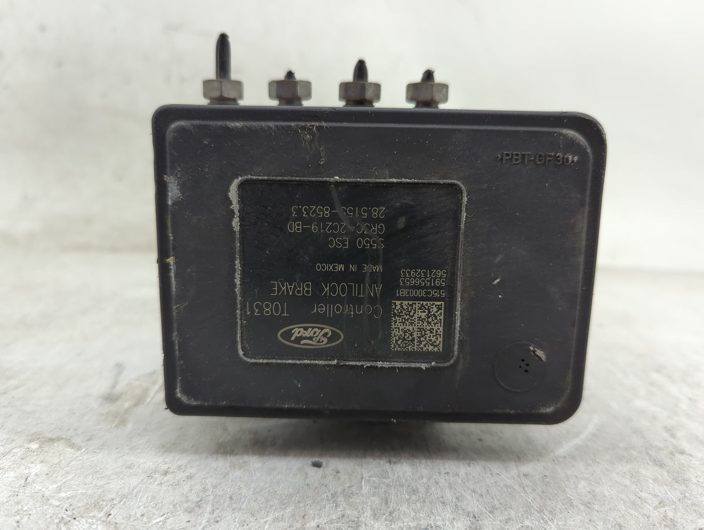2015-2020 Ford Mustang ABS Pump Control Module Replacement P/N:GR3C-2C405-BC GR3C-2C219-BC Fits Fits 2015 2016 2017 2018 201