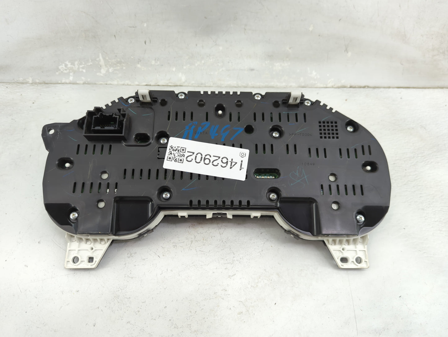 2017 Ford Mustang Instrument Cluster Speedometer Gauges P/N:GR3T-10849-AH FR33-10890-A Miles: Fits OEM Used Auto Parts - Oem