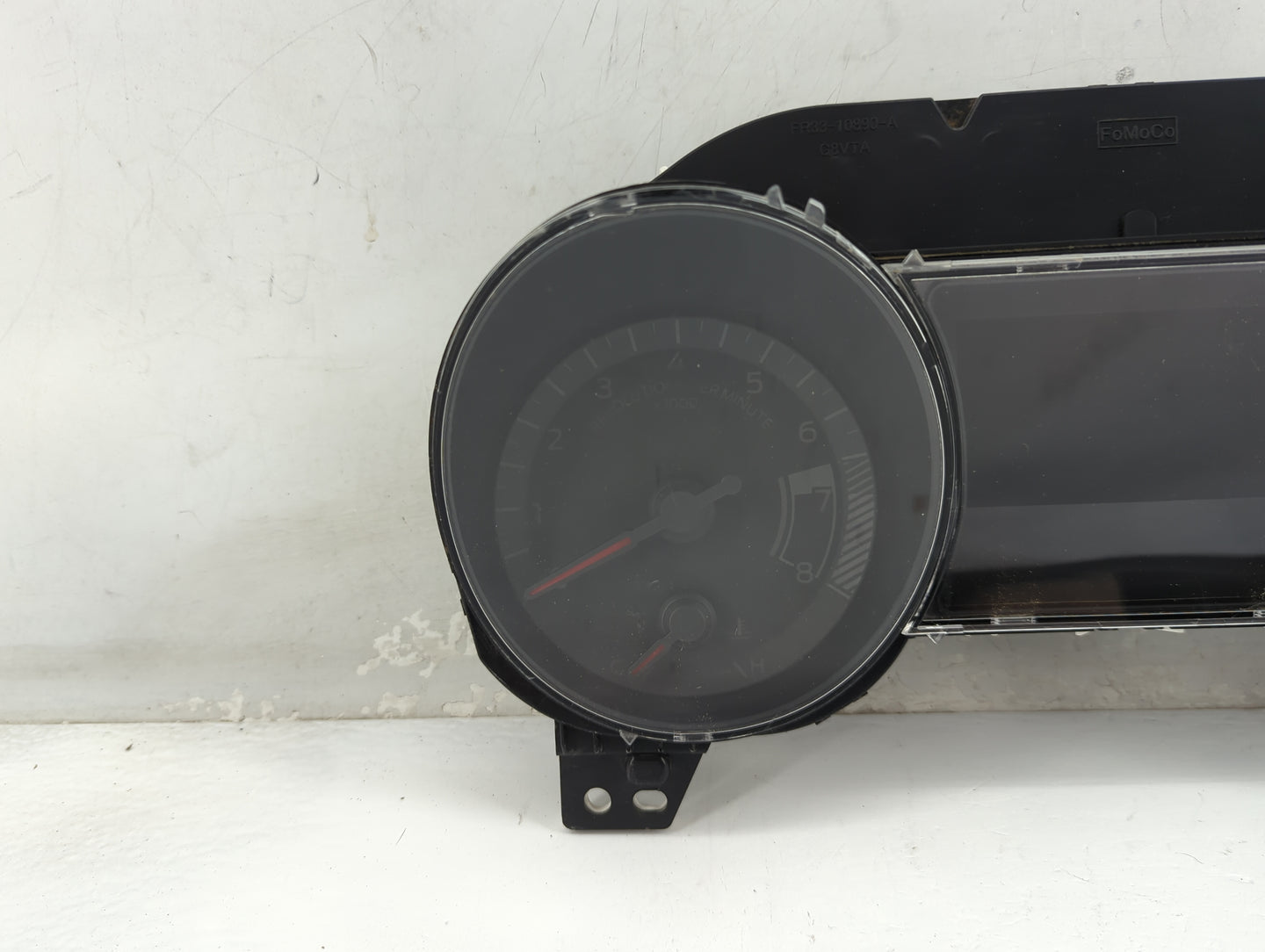 2016-2017 Ford Mustang Instrument Cluster Speedometer Gauges P/N:GR3T-10849-CG Miles: Fits Fits 2016 2017 OEM Used Auto Part