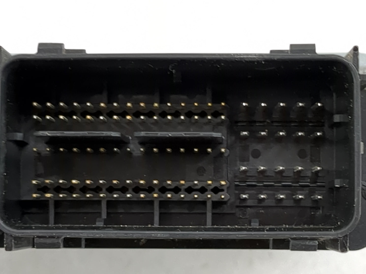 2016-2020 Ford Mustang PCM Engine Control Computer ECU ECM PCU OEM P/N:A6SXU24520400 FR3A-12B684-EUA Fits OEM Used Auto Part