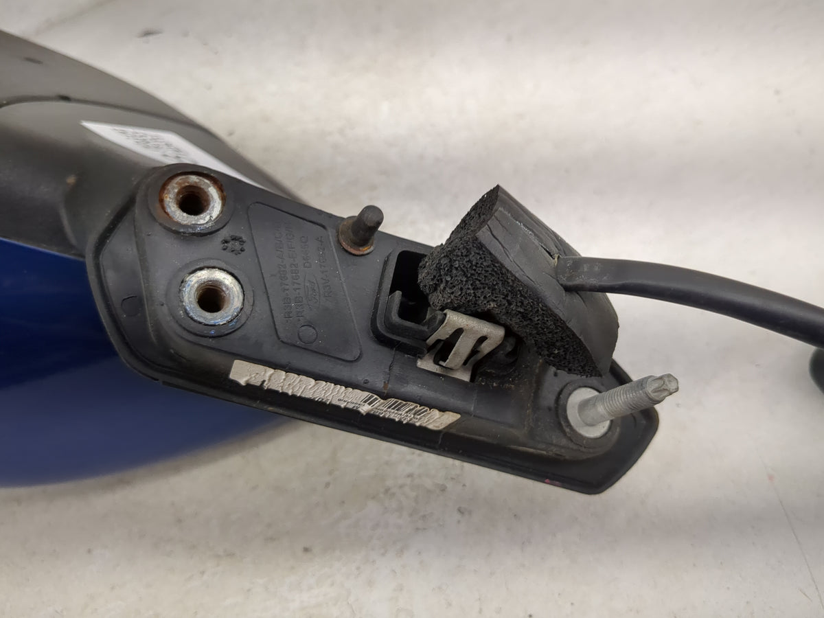 2015-2020 Ford Mustang Passenger Side View Mirror - Right Door Mirror OEM Used - Oemusedautoparts1.com