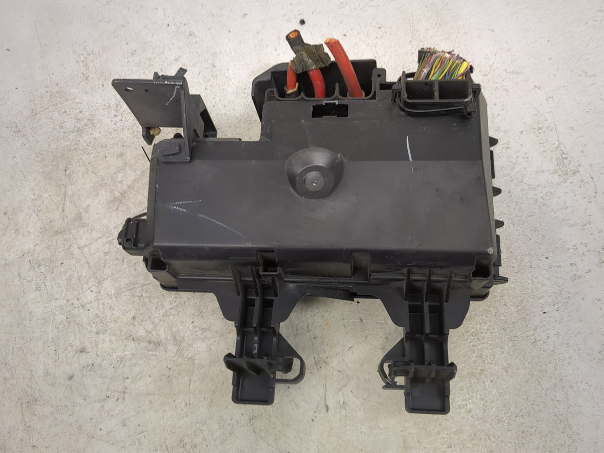 2016-2017 Ford Mustang Fusebox Fuse Box Panel Relay Module P/N:FU5T-14B192-AA BT2T-14B192-AB Fits Fits 2016 2017 OEM Used Au