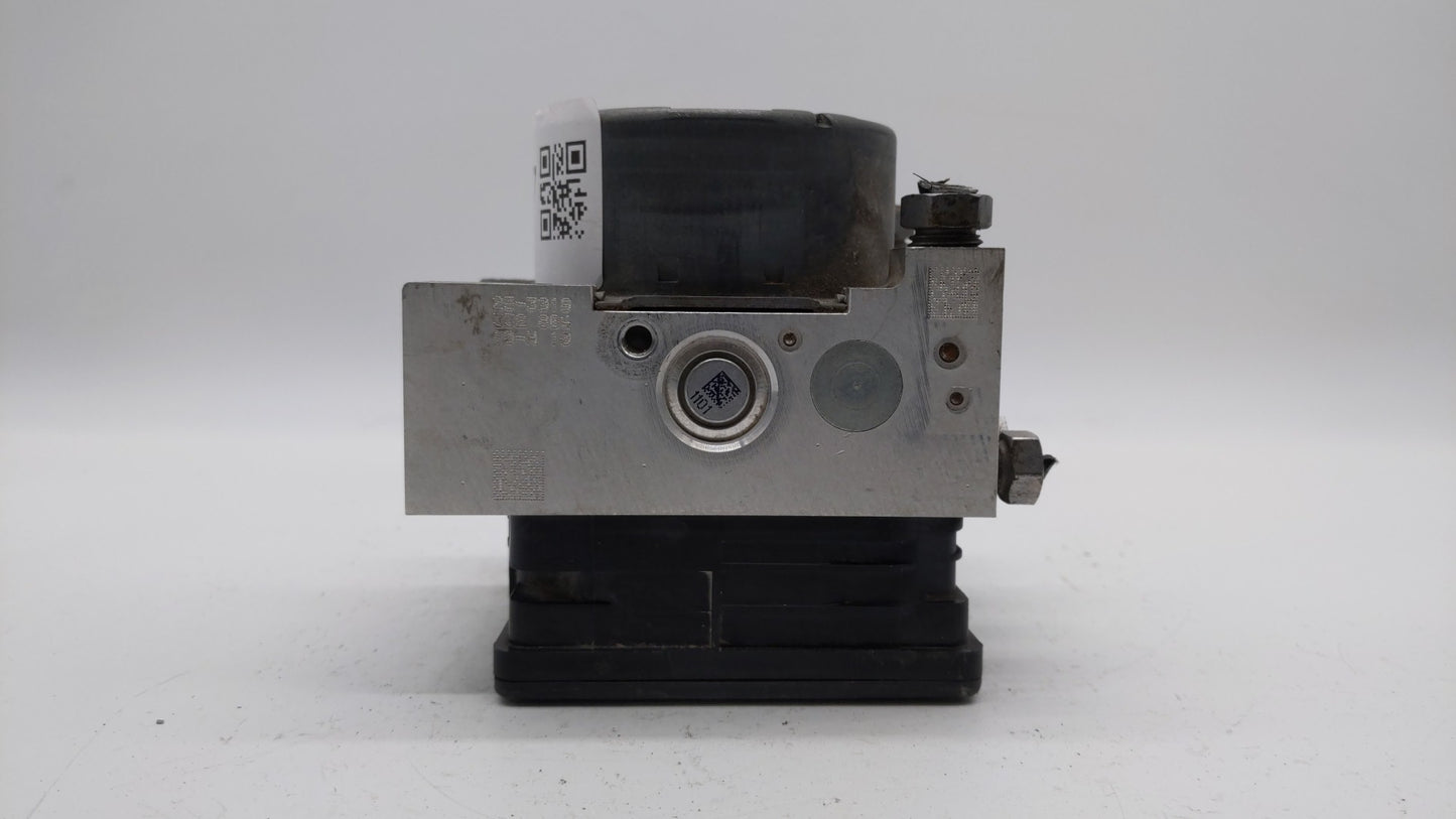 2015-2018 Ford Mustang ABS Pump Control Module Replacement P/N:GR3C-2C219-BD GR3C-2C405-BB Fits Fits 2015 2016 2017 2018 OEM
