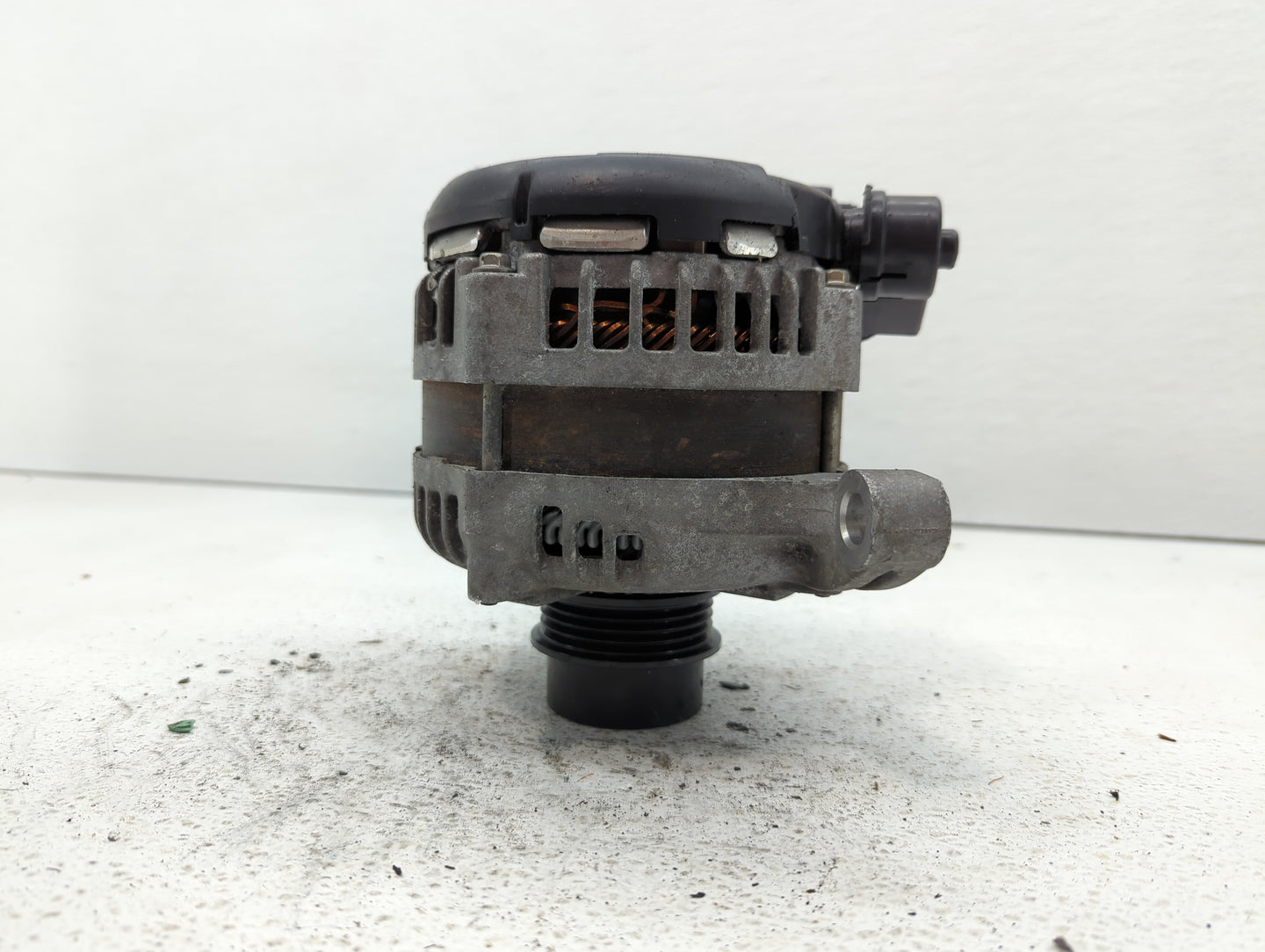 2016-2022 Ford Mustang Alternator Replacement Generator Charging Assembly Engine OEM P/N:GR3T-10300-AC GR3T-10300-AB Fits OE