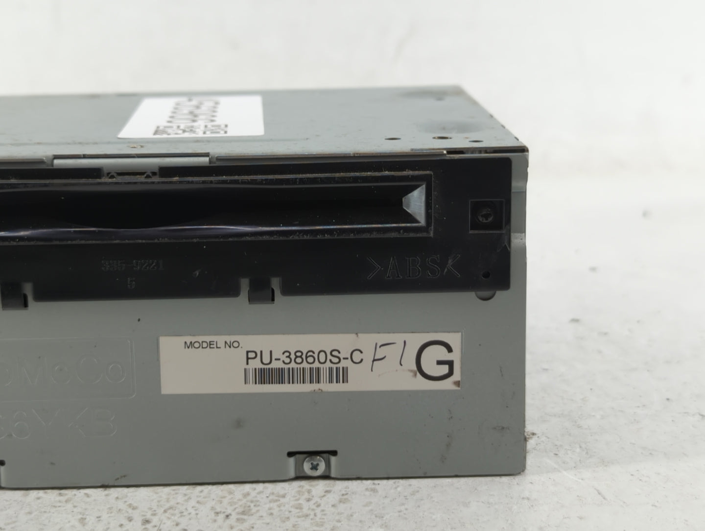 2017-2017 Ford Mustang Am Fm Cd Player Radio Receiver - Oemusedautoparts1.com