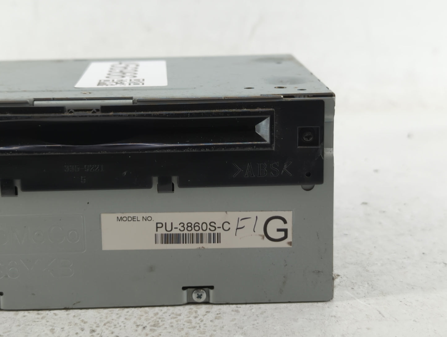 2017-2017 Ford Mustang Am Fm Cd Player Radio Receiver - Oemusedautoparts1.com