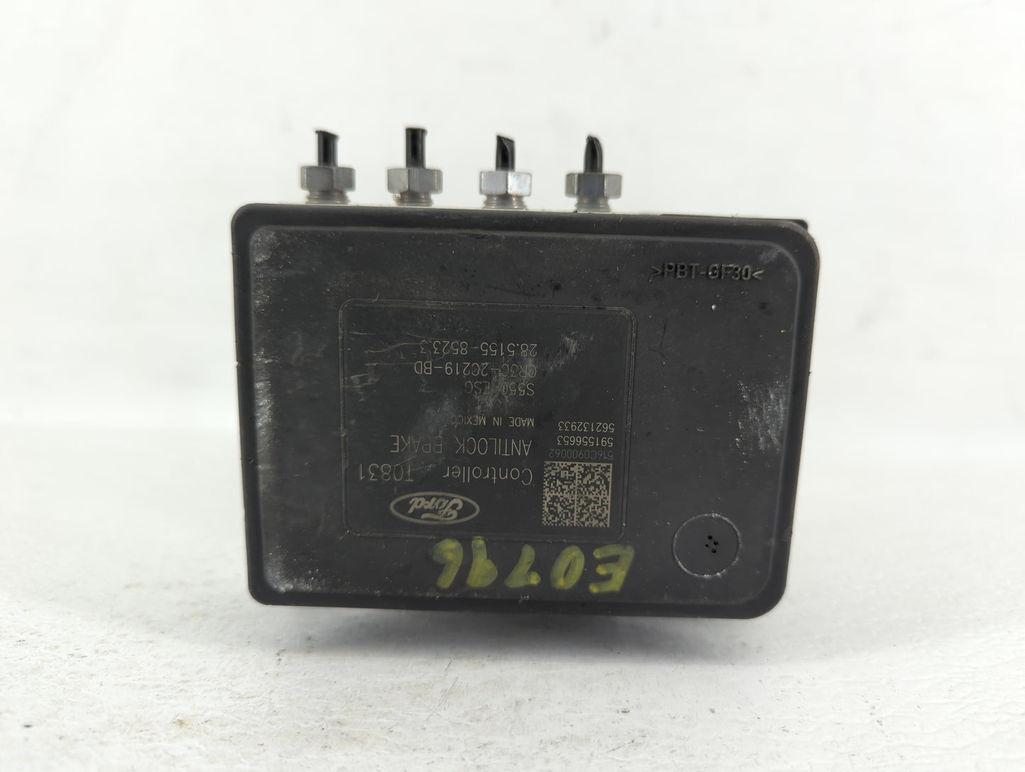 2015-2020 Ford Mustang ABS Pump Control Module Replacement P/N:GR3C-2C405-BD GR3C-2C405-BB Fits Fits 2015 2016 2017 2018 201
