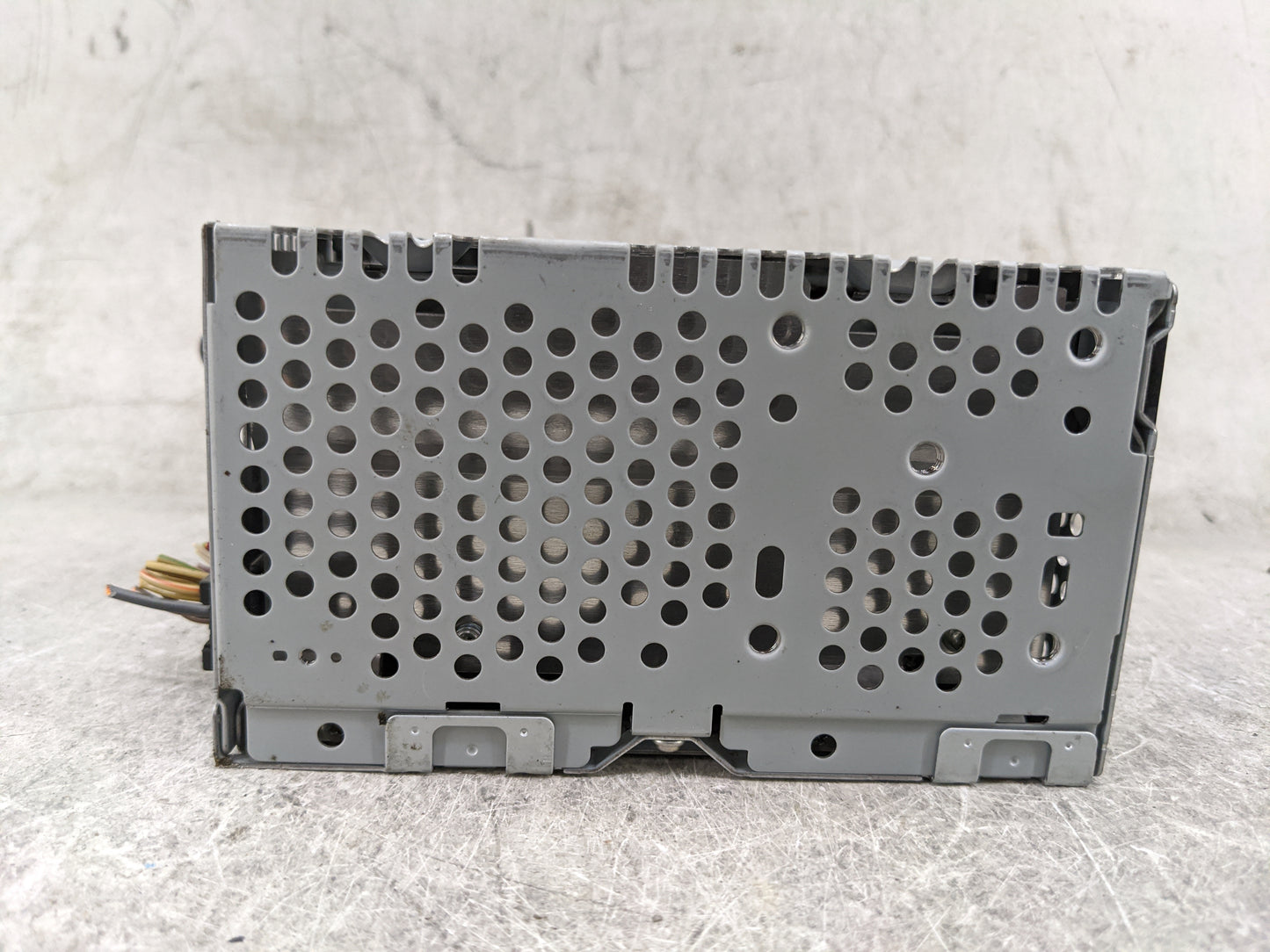 2016 Ford Mustang Radio AM FM Cd Player Receiver Replacement P/N:GR3T-19C107-AA PU-3606S-C, 276-1532-71 Fits OEM Used Auto P
