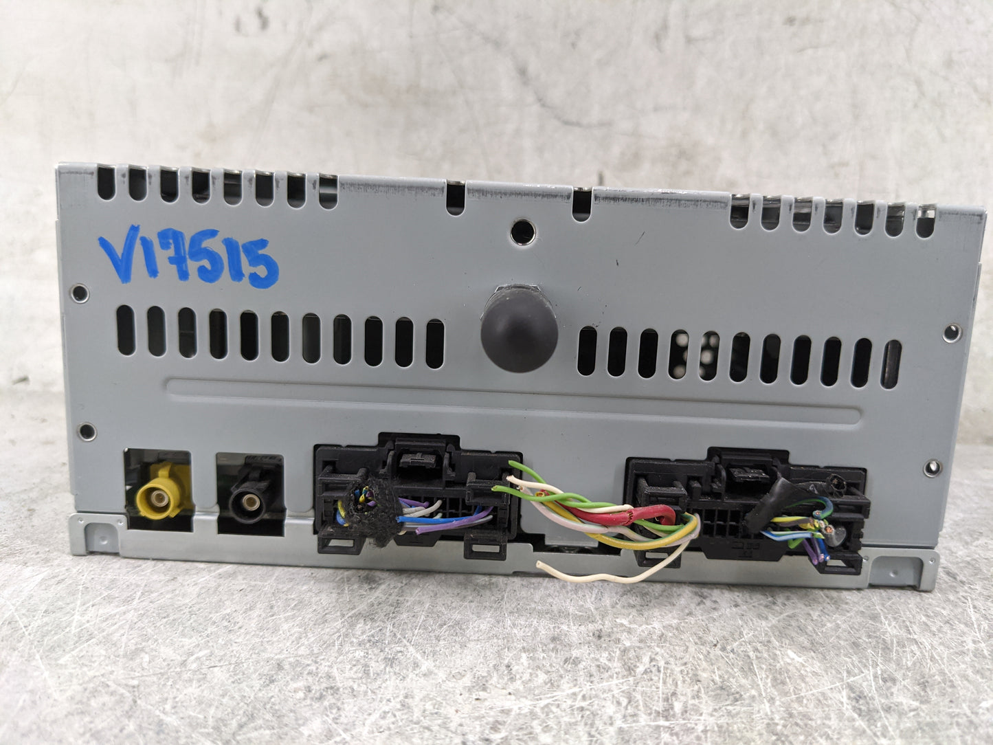 2017-2018 Ford Mustang Radio AM FM Cd Player Receiver Replacement P/N:PU-3608S-E HR3T-19C107-CA, 276-1826-14 Fits Fits 2017 