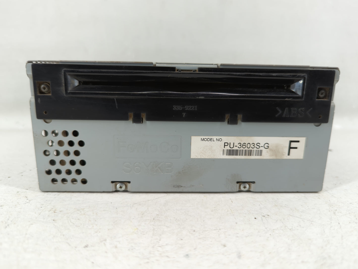 2017-2018 Ford Mustang Am Fm Cd Player Radio Receiver - Oemusedautoparts1.com