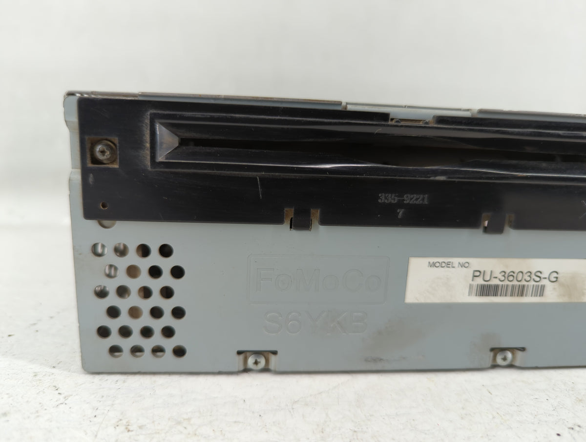 2017-2018 Ford Mustang Radio AM FM Cd Player Receiver Replacement P/N:HR3T-19C107-DC Fits Fits 2017 2018 OEM Used Auto Parts