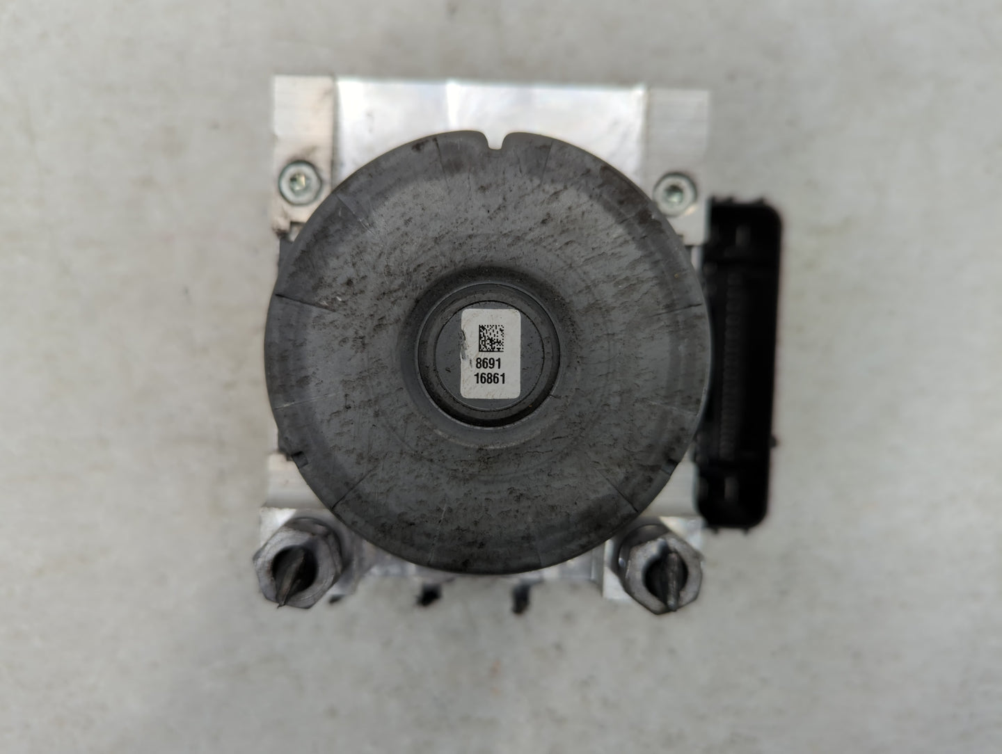 2015-2020 Ford Mustang ABS Pump Control Module Replacement P/N:GR3C-2C219-BD GR3C-2C405-BD Fits Fits 2015 2016 2017 2018 201