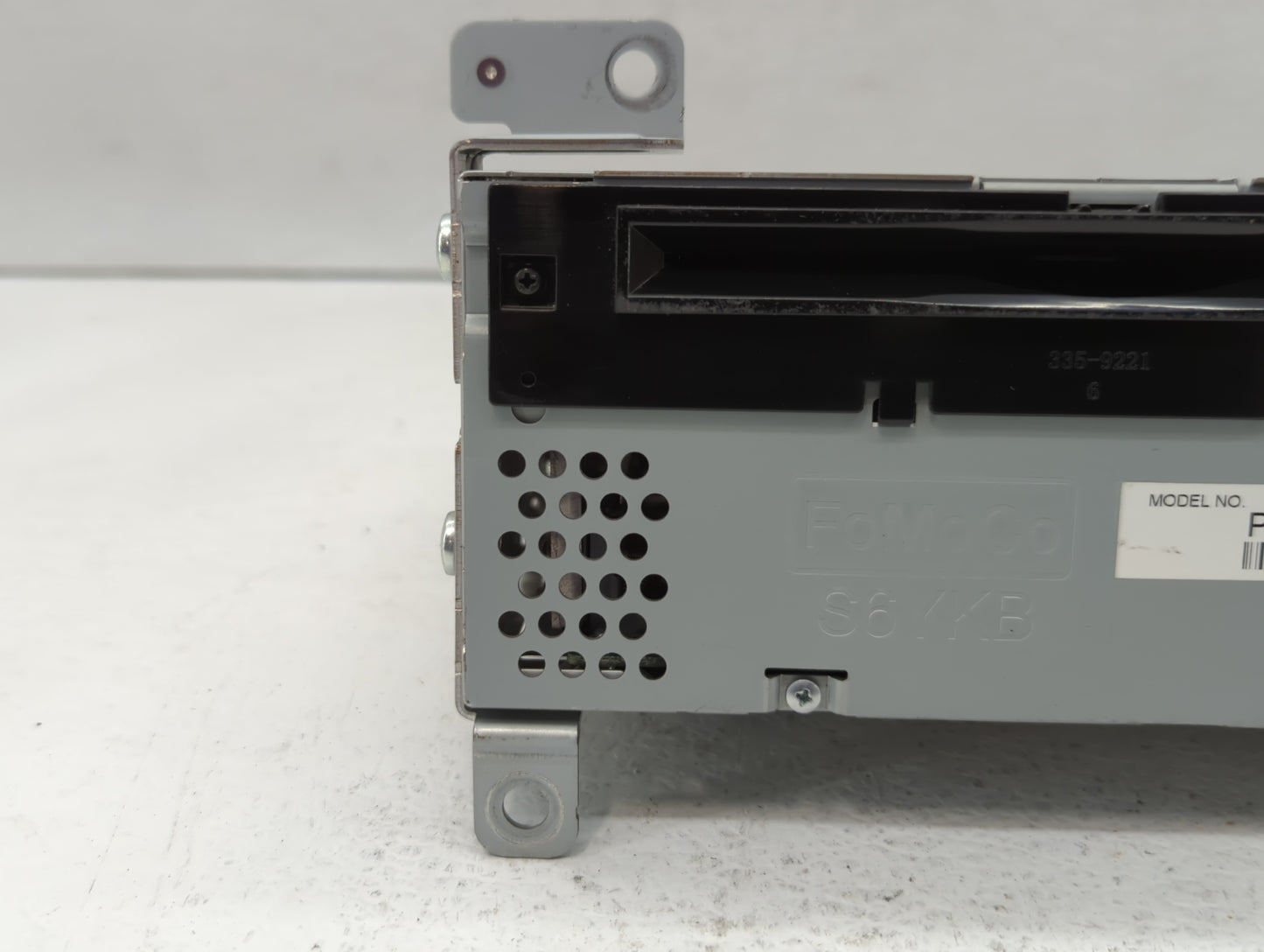 2017-2018 Ford Mustang Am Fm Cd Player Radio Receiver - Oemusedautoparts1.com