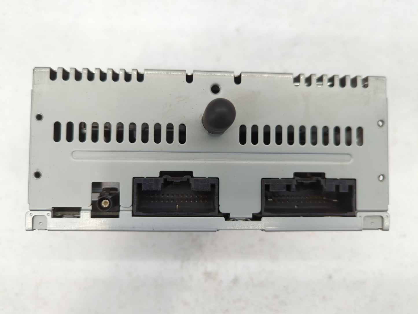2017-2018 Ford Mustang Am Fm Cd Player Radio Receiver - Oemusedautoparts1.com