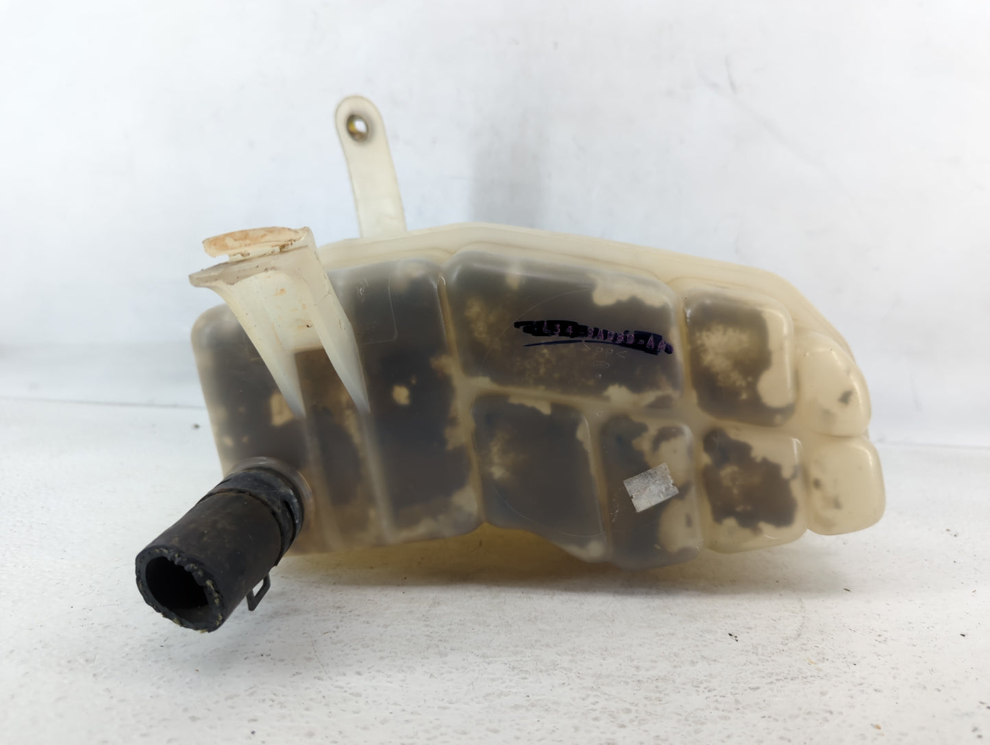 2005-2010 Ford Mustang Radiator Coolant Overflow Expansion Tank Bottle - Oemusedautoparts1.com