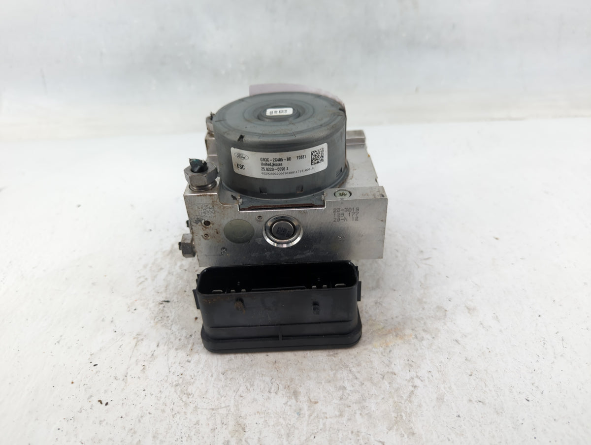 2015-2020 Ford Mustang Anti-Lock Brake ABS Pump Module Actuator OEM P/N:GR3C-2C405-BD Fits Fits 2015 2016 2017 2018 2019 202