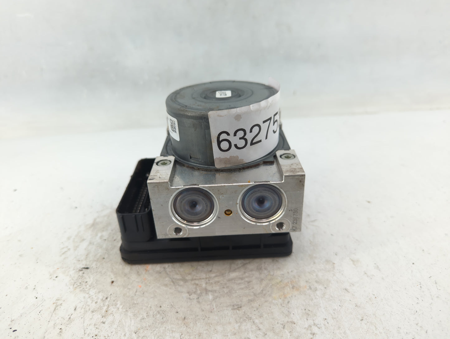 2015-2020 Ford Mustang ABS Pump Control Module Replacement P/N:GR3C-2C405-BD Fits Fits 2015 2016 2017 2018 2019 2020 OEM Use