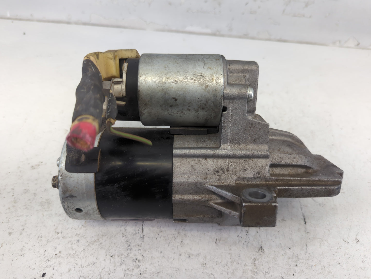 2015-2017 Ford Mustang Car Starter Motor Solenoid OEM P/N:FR3T-11000-AD Fits Fits 2015 2016 2017 OEM Used Auto Parts - Oemus