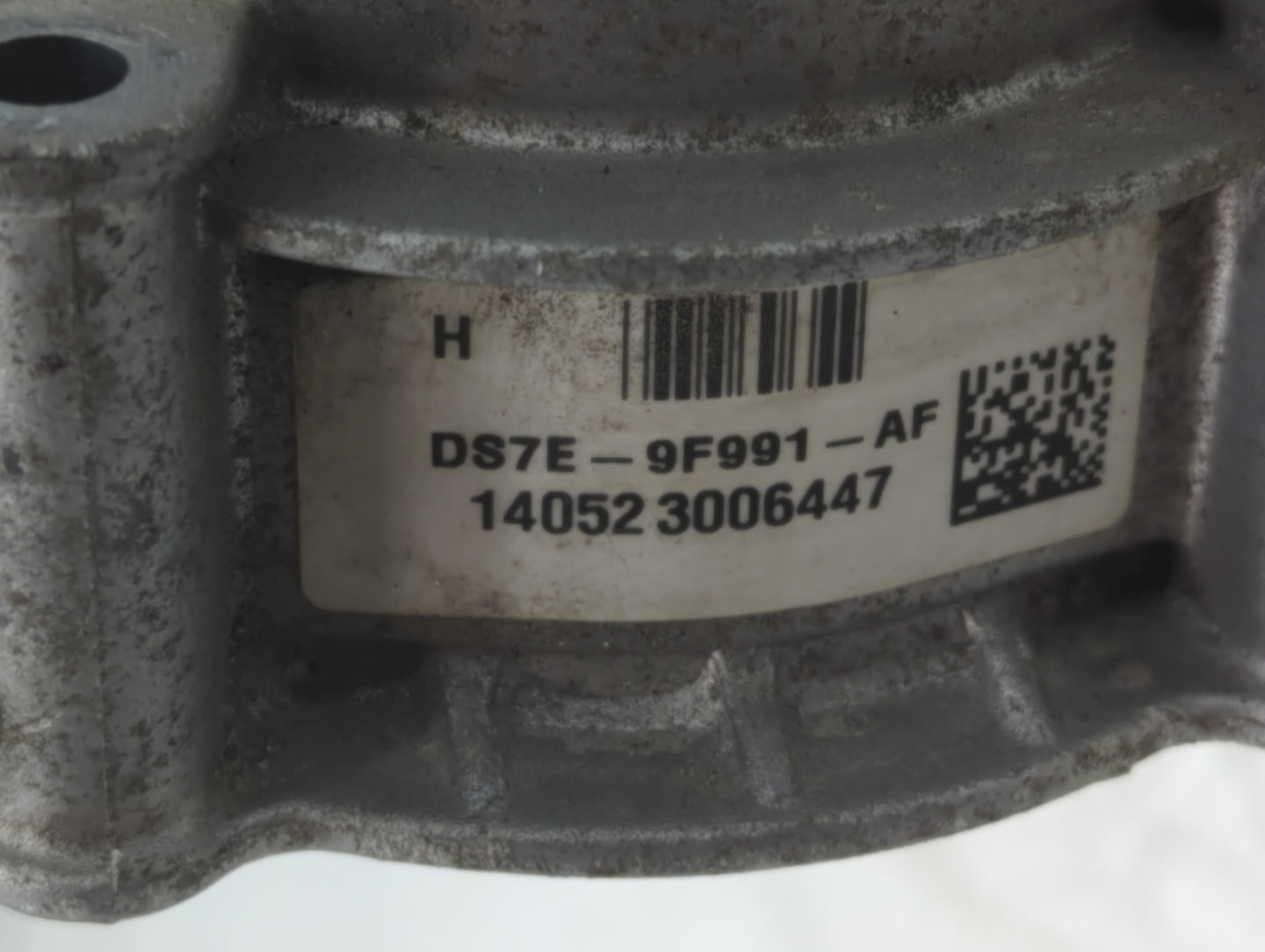 2011-2017 Ford Mustang Throttle Body P/N:DS7E-9F991-AF Fits Fits 2011 2012 2013 2014 2015 2016 2017 2018 2019 OEM Used Auto 