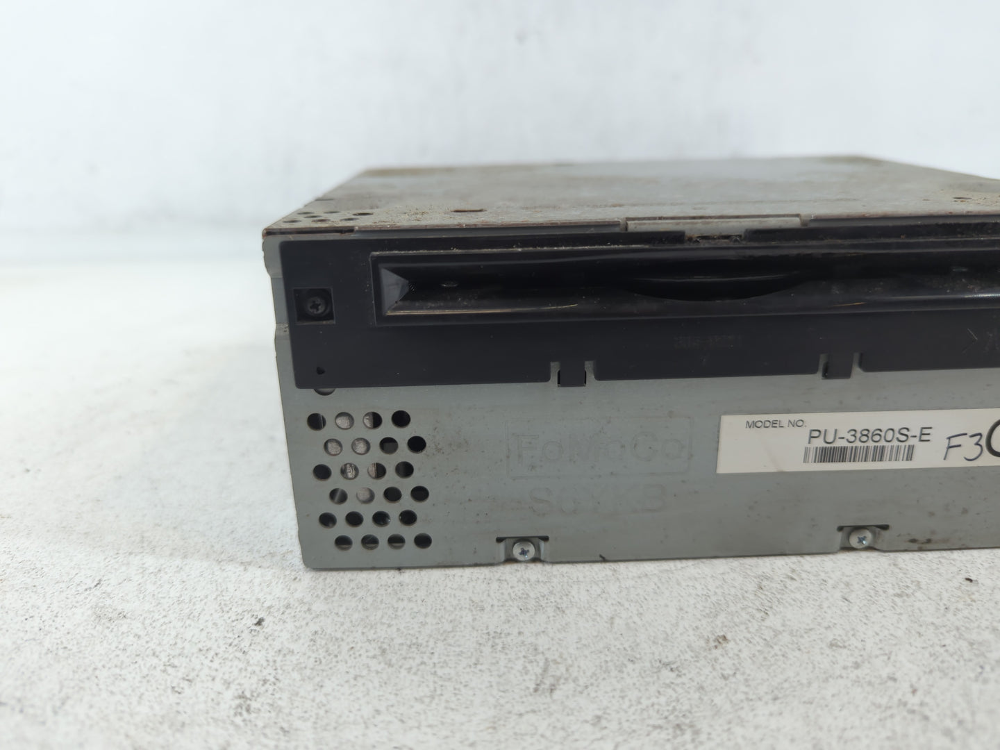 2017-2017 Ford Mustang Am Fm Cd Player Radio Receiver - Oemusedautoparts1.com