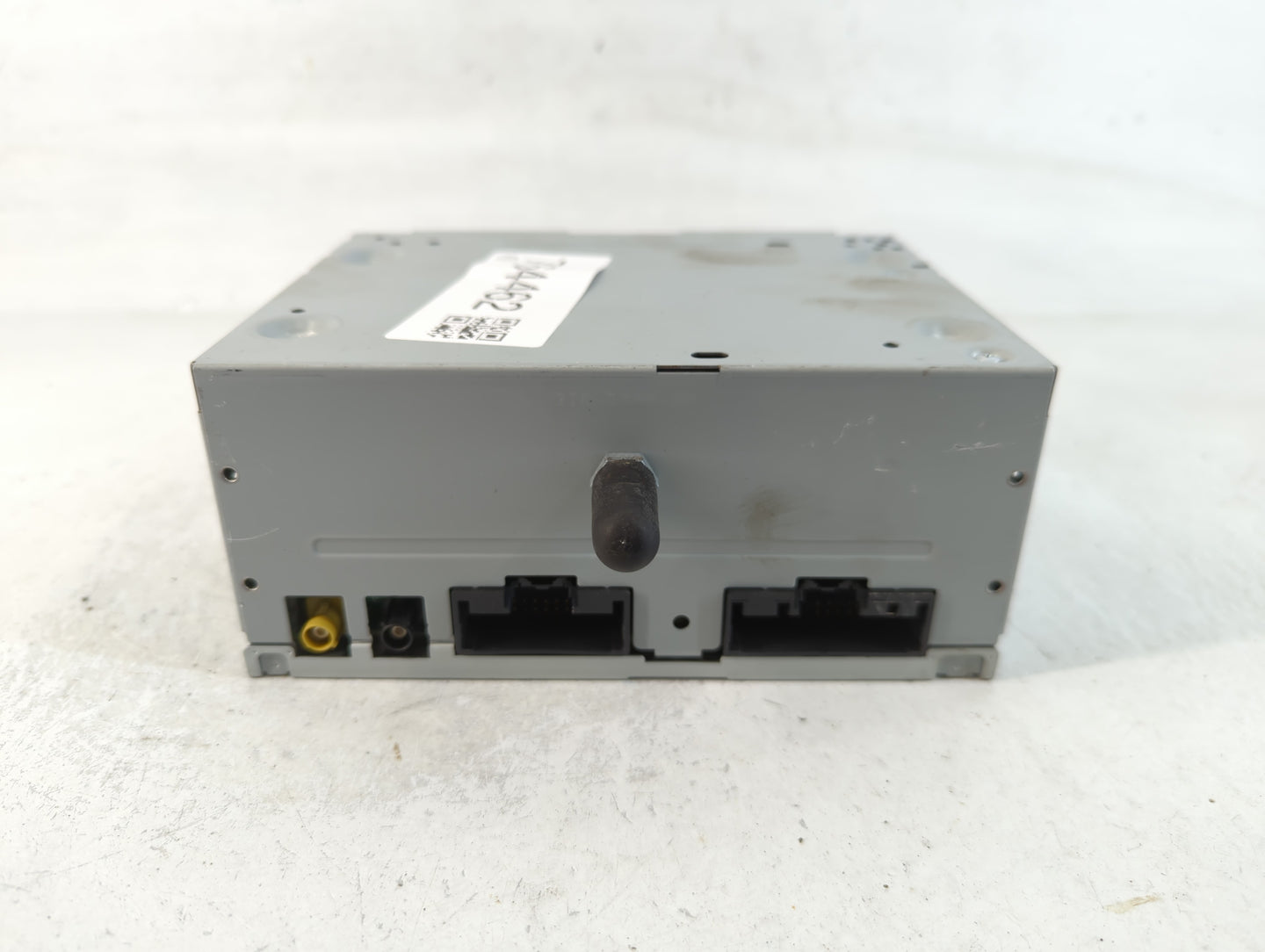 2017-2017 Ford Mustang Am Fm Cd Player Radio Receiver - Oemusedautoparts1.com