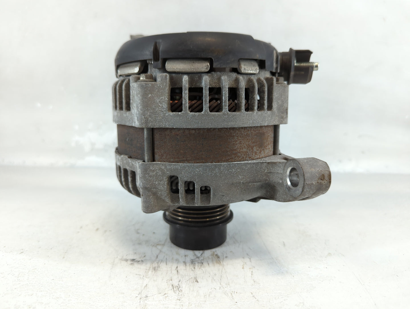2016-2022 Ford Mustang Alternator Replacement Generator Charging Assembly Engine OEM P/N:104211-0761 GR3T-10300-FB Fits OEM 