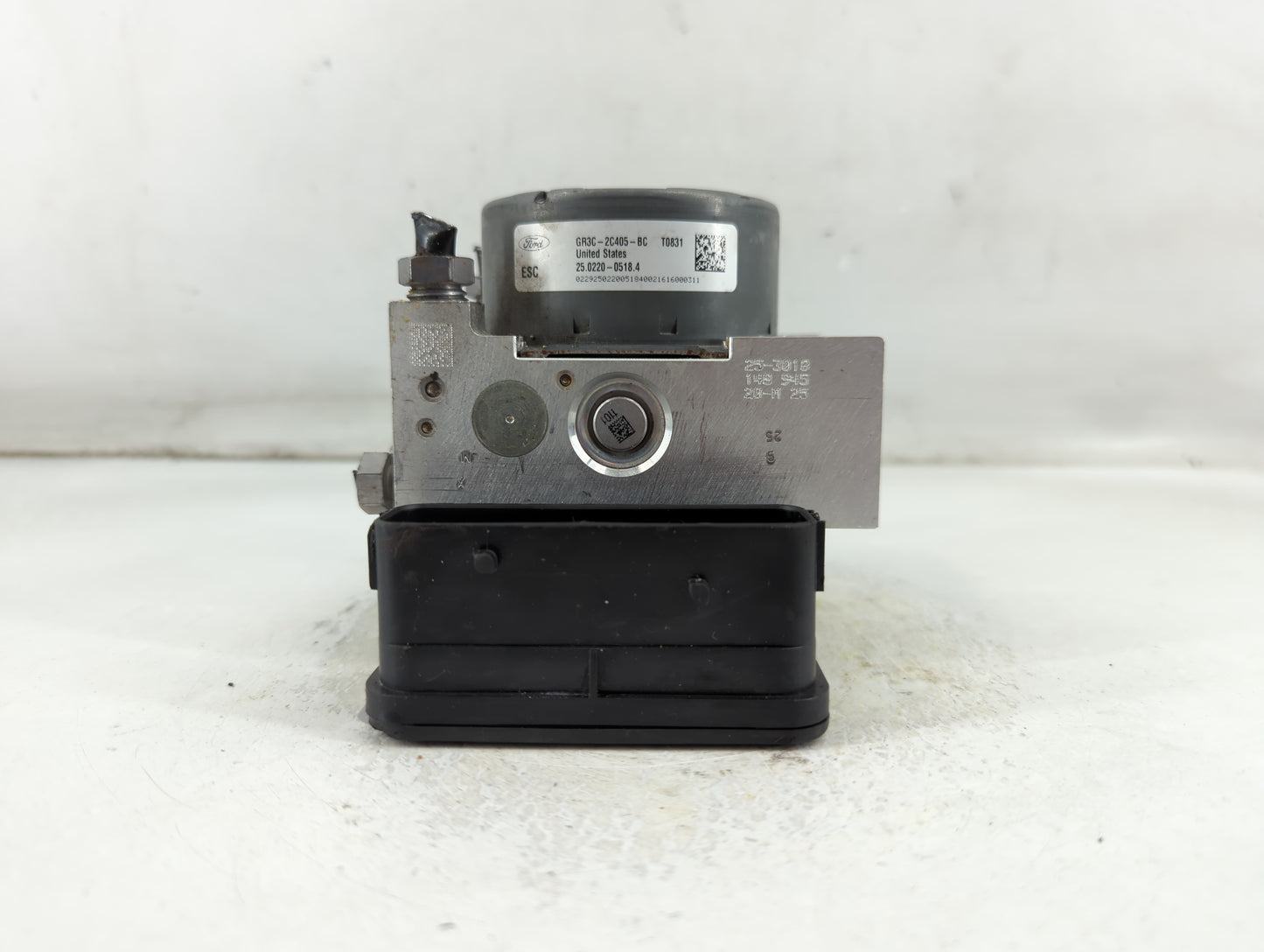 2015-2020 Ford Mustang ABS Pump Control Module Replacement P/N:GR3C-2C405-BC Fits Fits 2015 2016 2017 2018 2019 2020 OEM Use