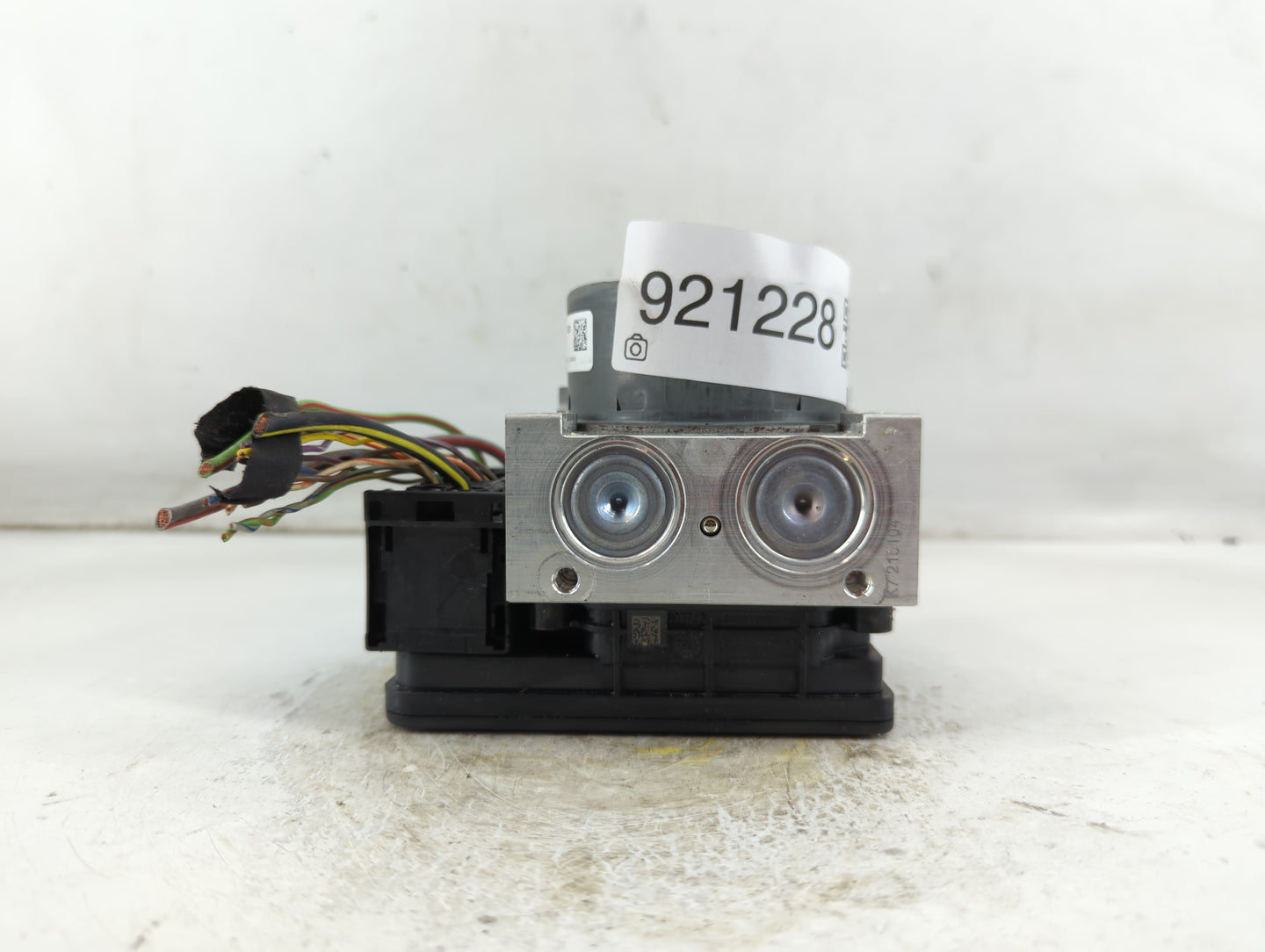 2015-2020 Ford Mustang ABS Pump Control Module Replacement P/N:GR3C-2C405-BC Fits Fits 2015 2016 2017 2018 2019 2020 OEM Use