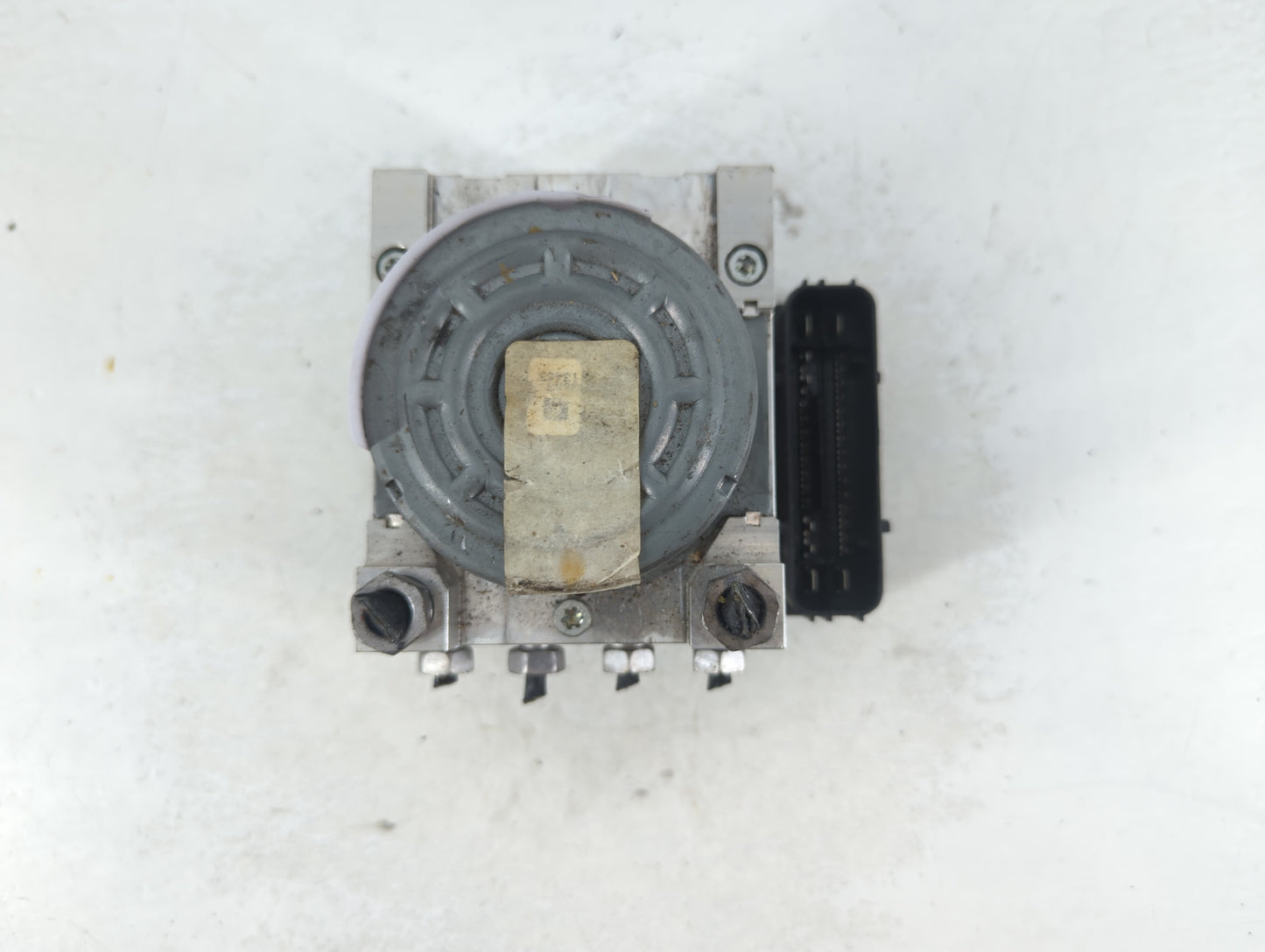 2017 Ford Mustang ABS Pump Control Module Replacement P/N:KR3C-2B373-AB Fits Fits 2016 2018 OEM Used Auto Parts - Oemusedaut