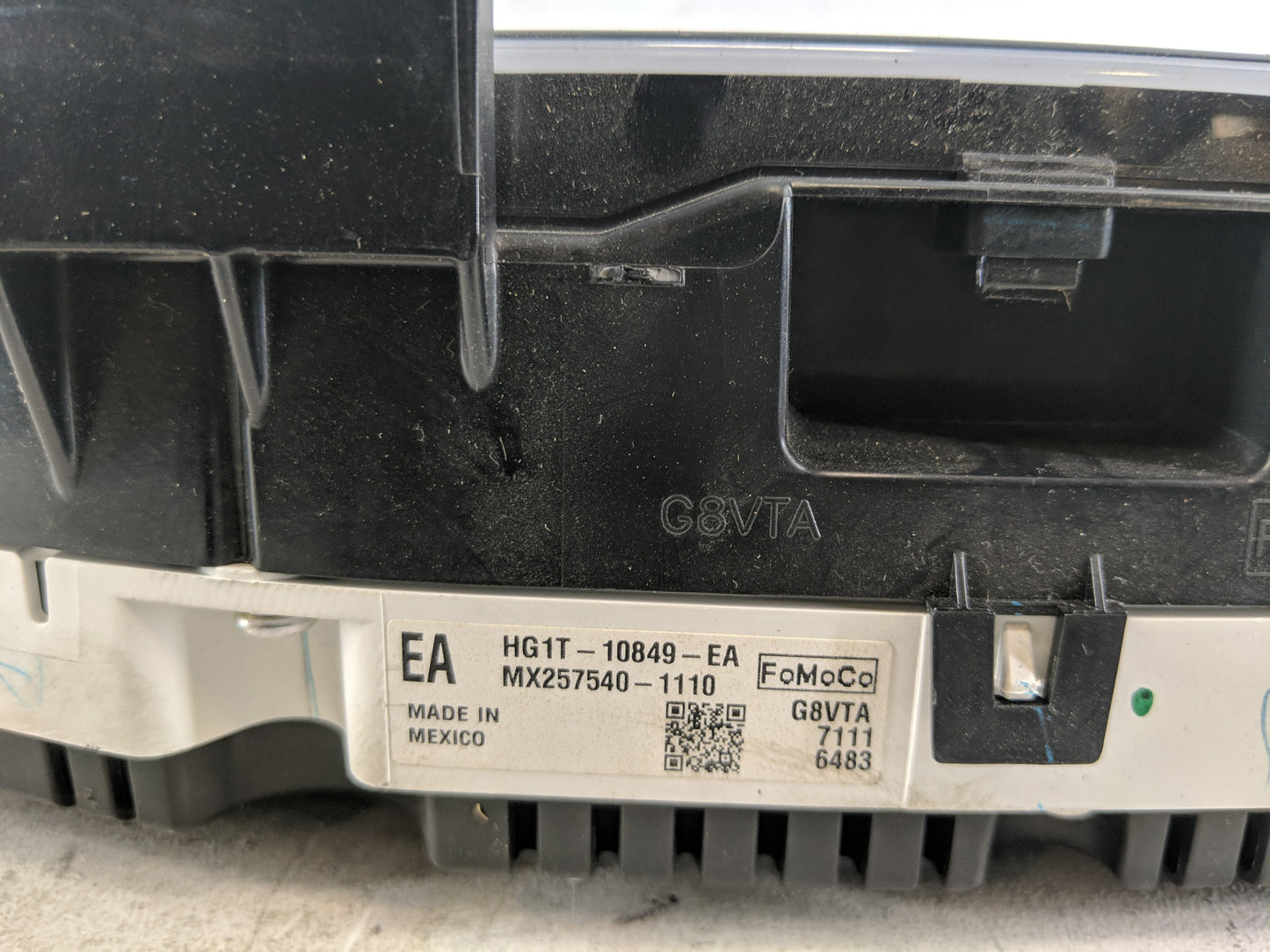 2017-2019 Ford Taurus Instrument Cluster Speedometer Gauges P/N:HG1T-10849-EA Fits Fits 2017 2018 2019 OEM Used Auto Parts -