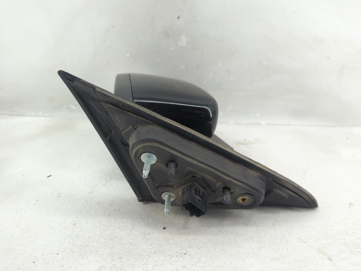 2010-2019 Ford Taurus Driver Side View Mirror - Left Door Mirror OEM Used - Oemusedautoparts1.com
