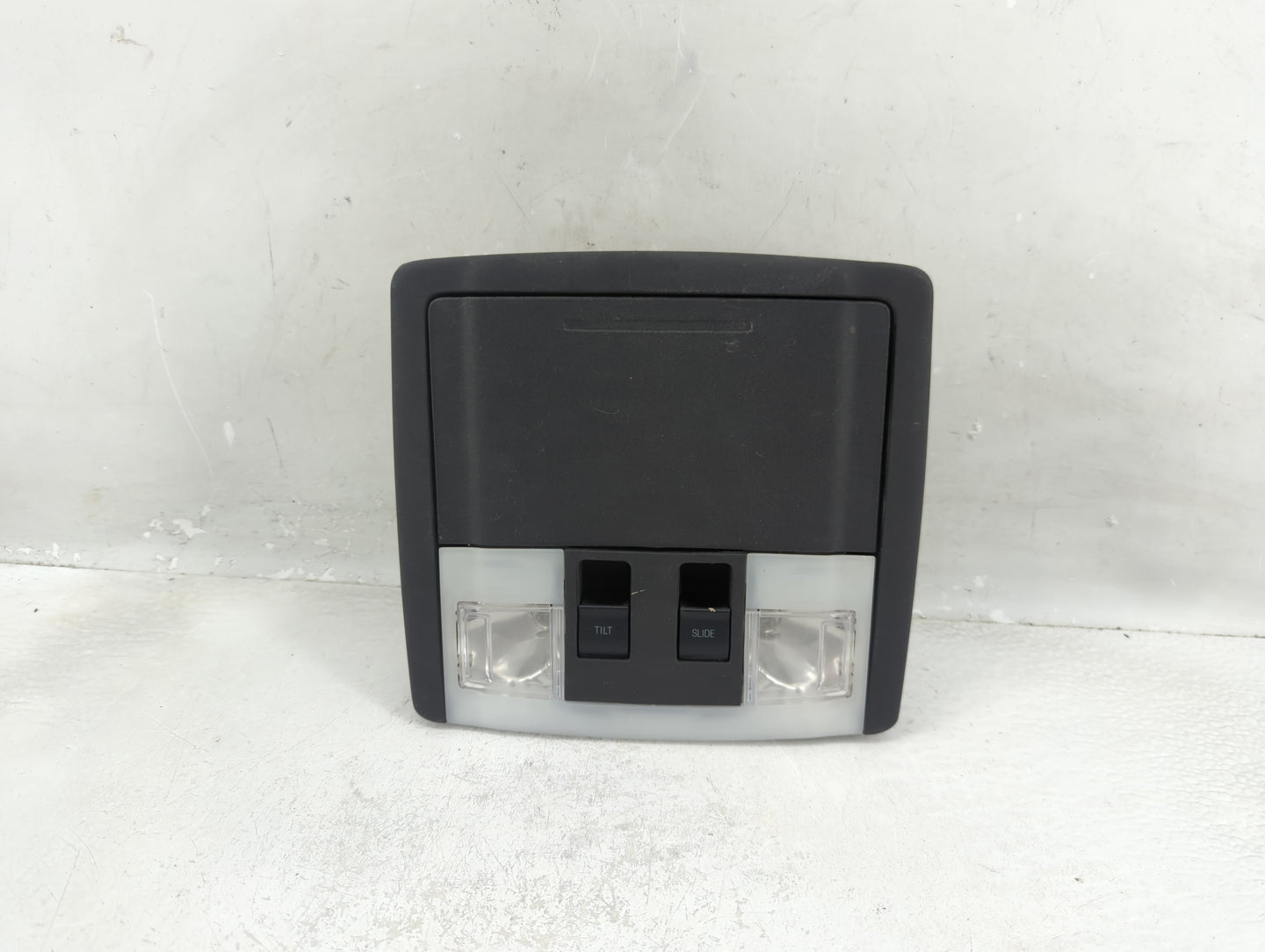 2017 Ford Taurus Overhead Roof Console - Oemusedautoparts1.com
