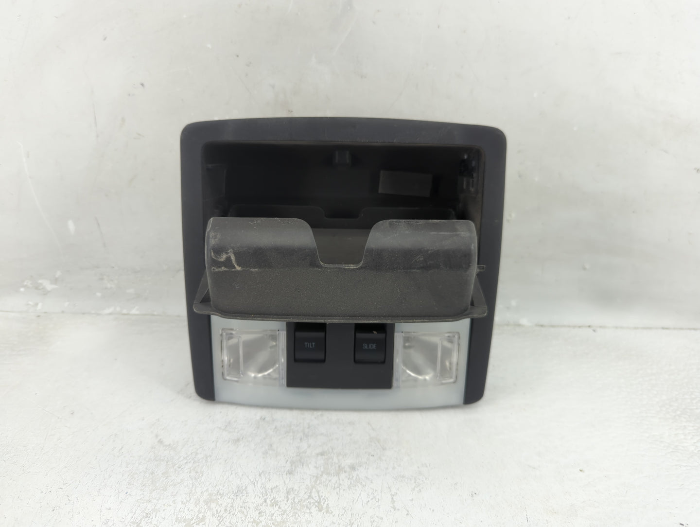 2017 Ford Taurus Overhead Roof Console - Oemusedautoparts1.com