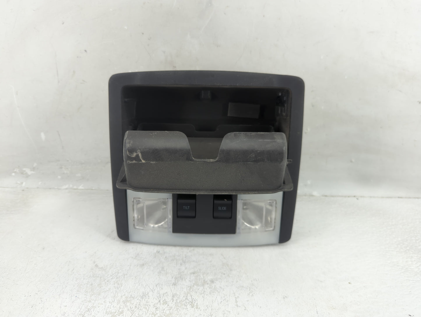 2017 Ford Taurus Overhead Roof Console - Oemusedautoparts1.com