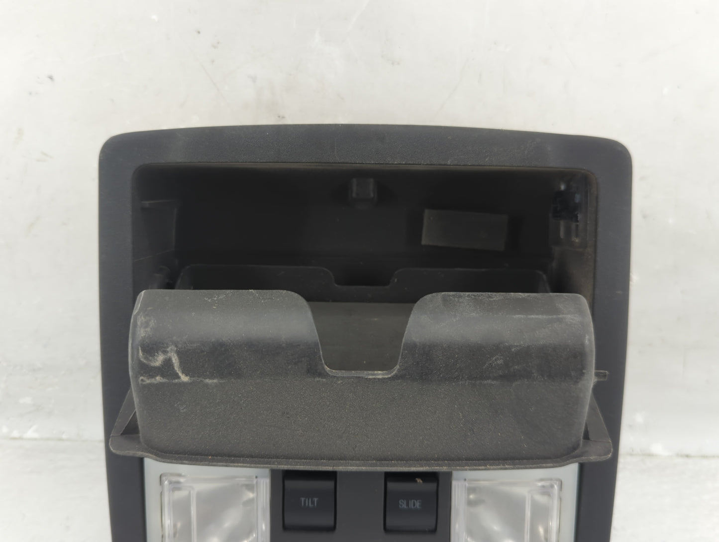 2017 Ford Taurus Overhead Roof Console - Oemusedautoparts1.com