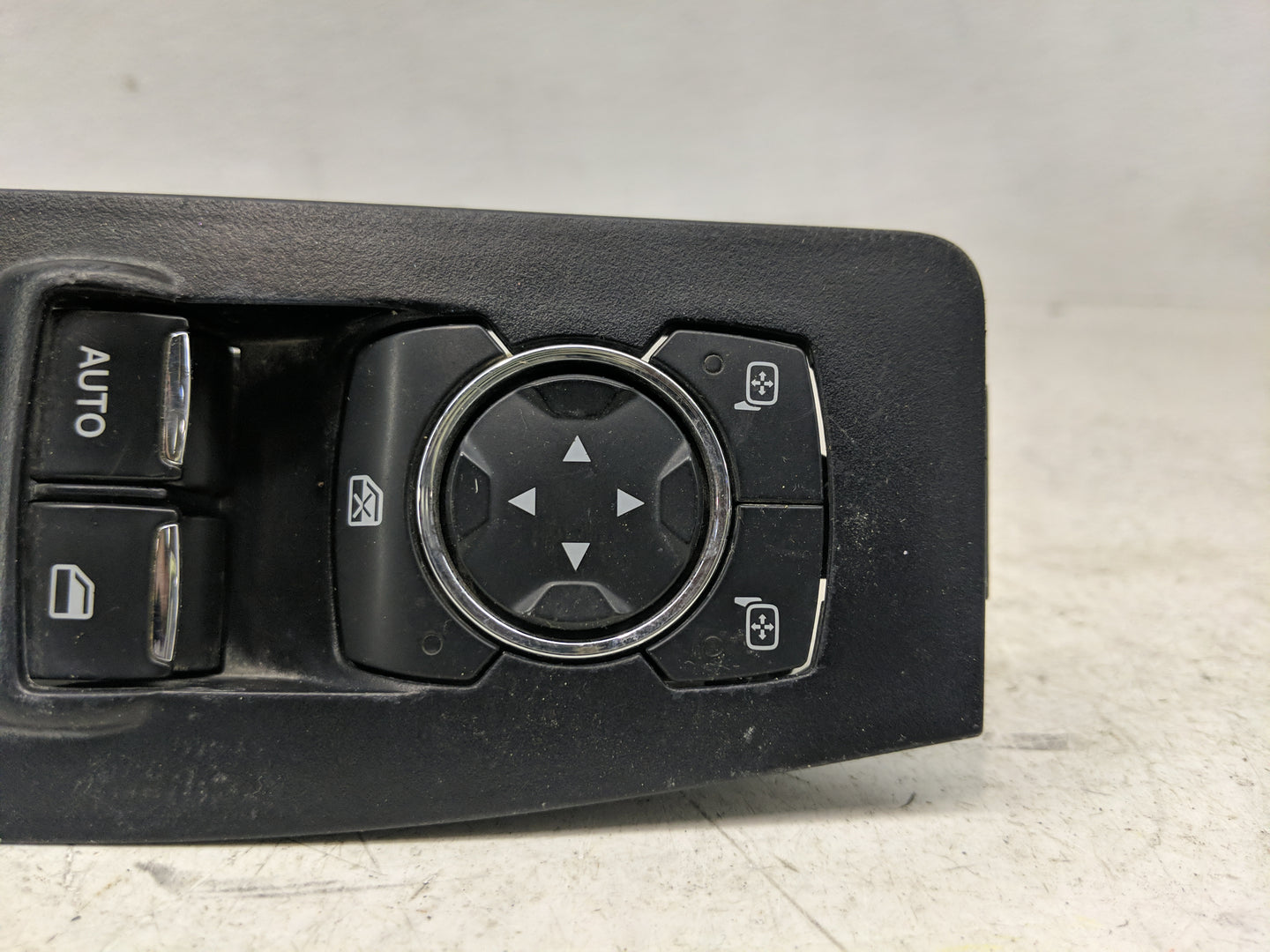 2017 Ford Taurus Master Power Window Switch Replacement Driver Side Left P/N:DG1T-14540-ACH Fits OEM Used Auto Parts - Oemus