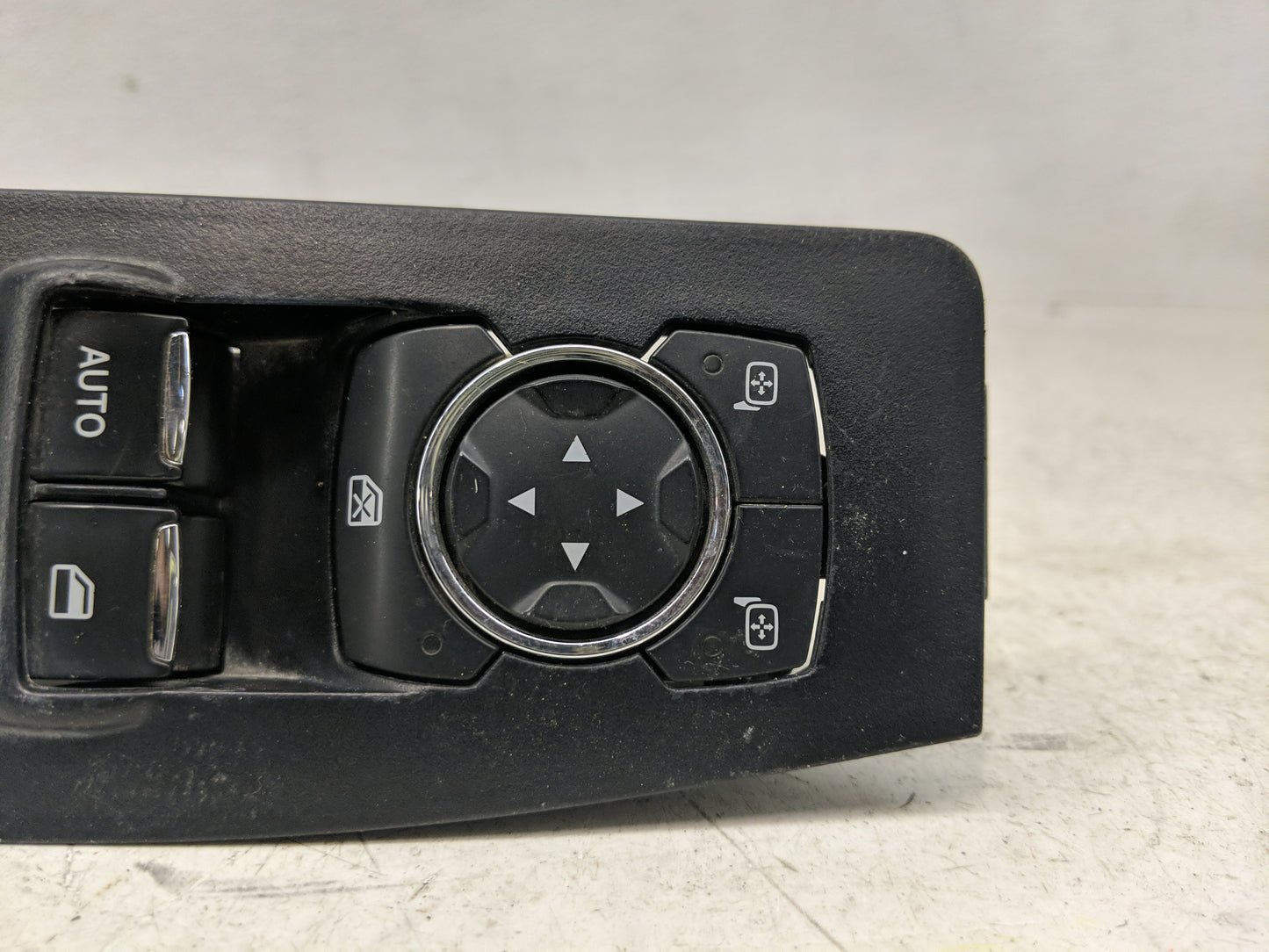 2017 Ford Taurus Master Power Window Switch Replacement Driver Side Left P/N:DG1T-14540-ACH Fits OEM Used Auto Parts - Oemus
