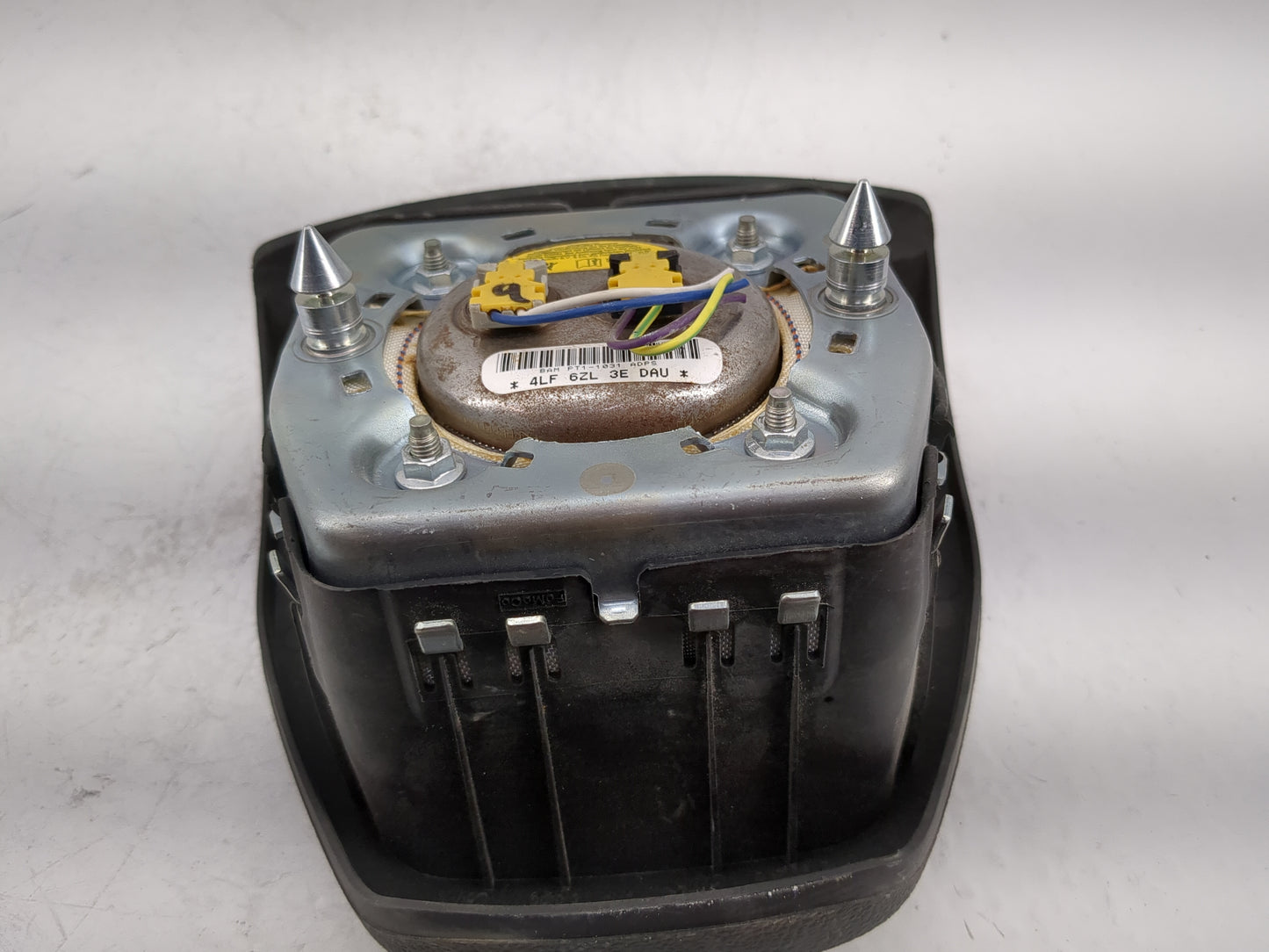 2013-2019 Ford Taurus Air Bag Driver Left Steering Wheel Mounted Fits Fits 2013 2014 2015 2016 2017 2018 2019 OEM Used Auto 