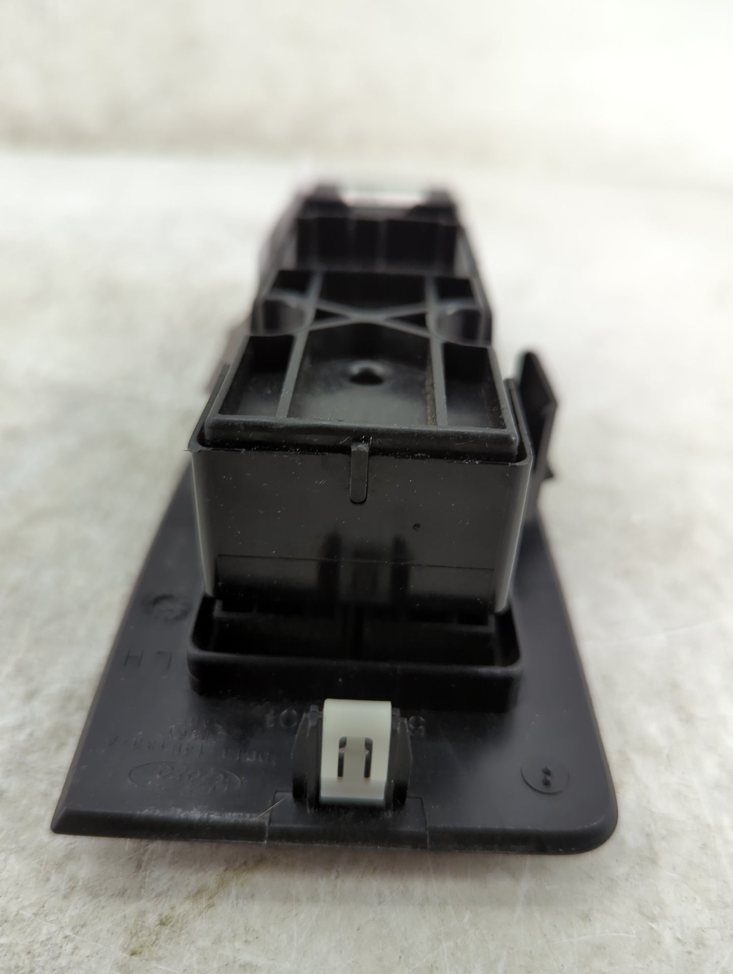 2013-2019 Ford Taurus Master Power Window Switch Replacement Driver Side Left P/N:DG1T-14540-ACW DG13 14B133 AF3JA6 Fits OEM