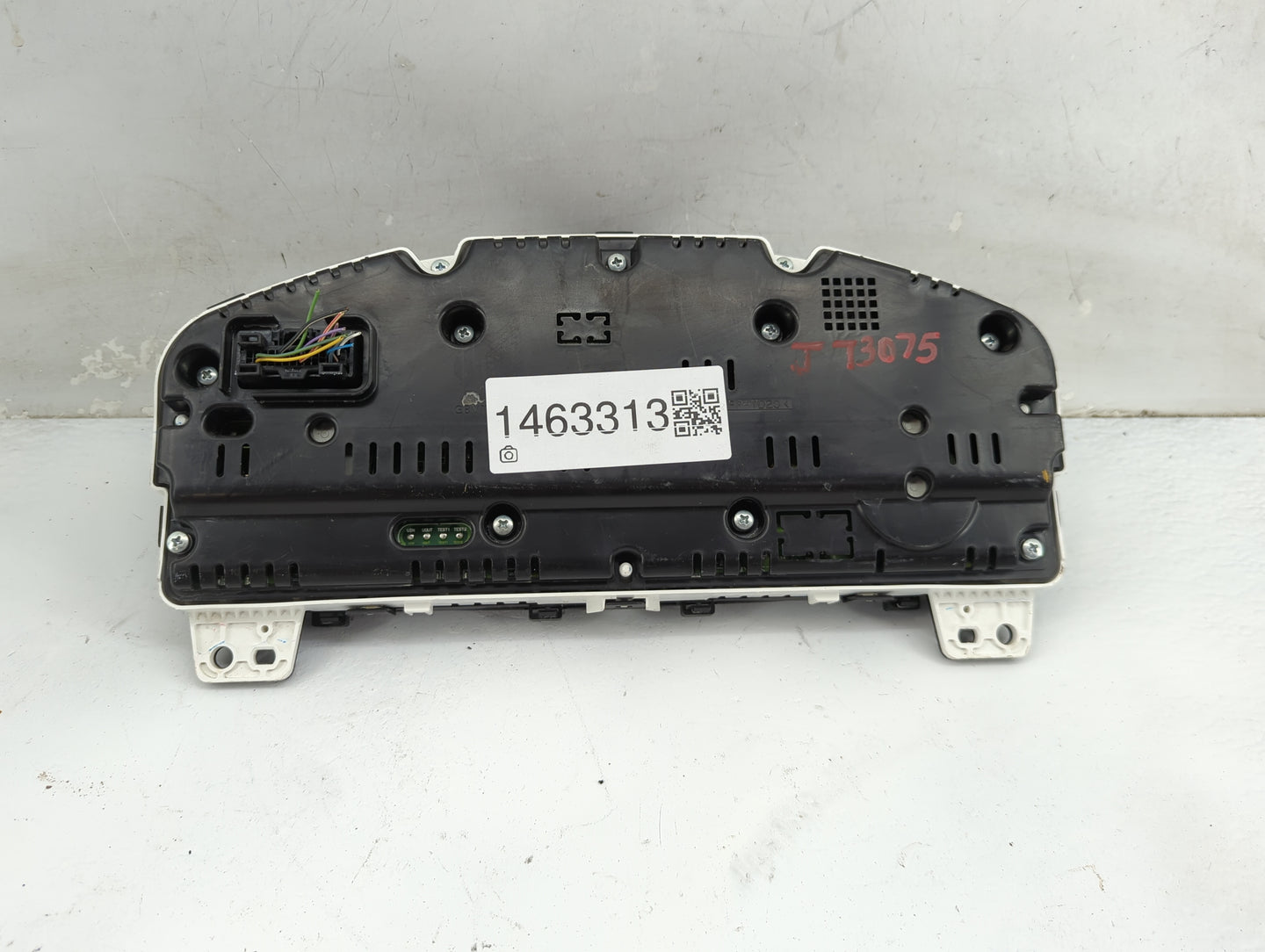 2017-2019 Ford Taurus Instrument Cluster Speedometer Gauges P/N:HG1T-10849-CA Miles: Fits Fits 2017 2018 2019 OEM Used Auto 