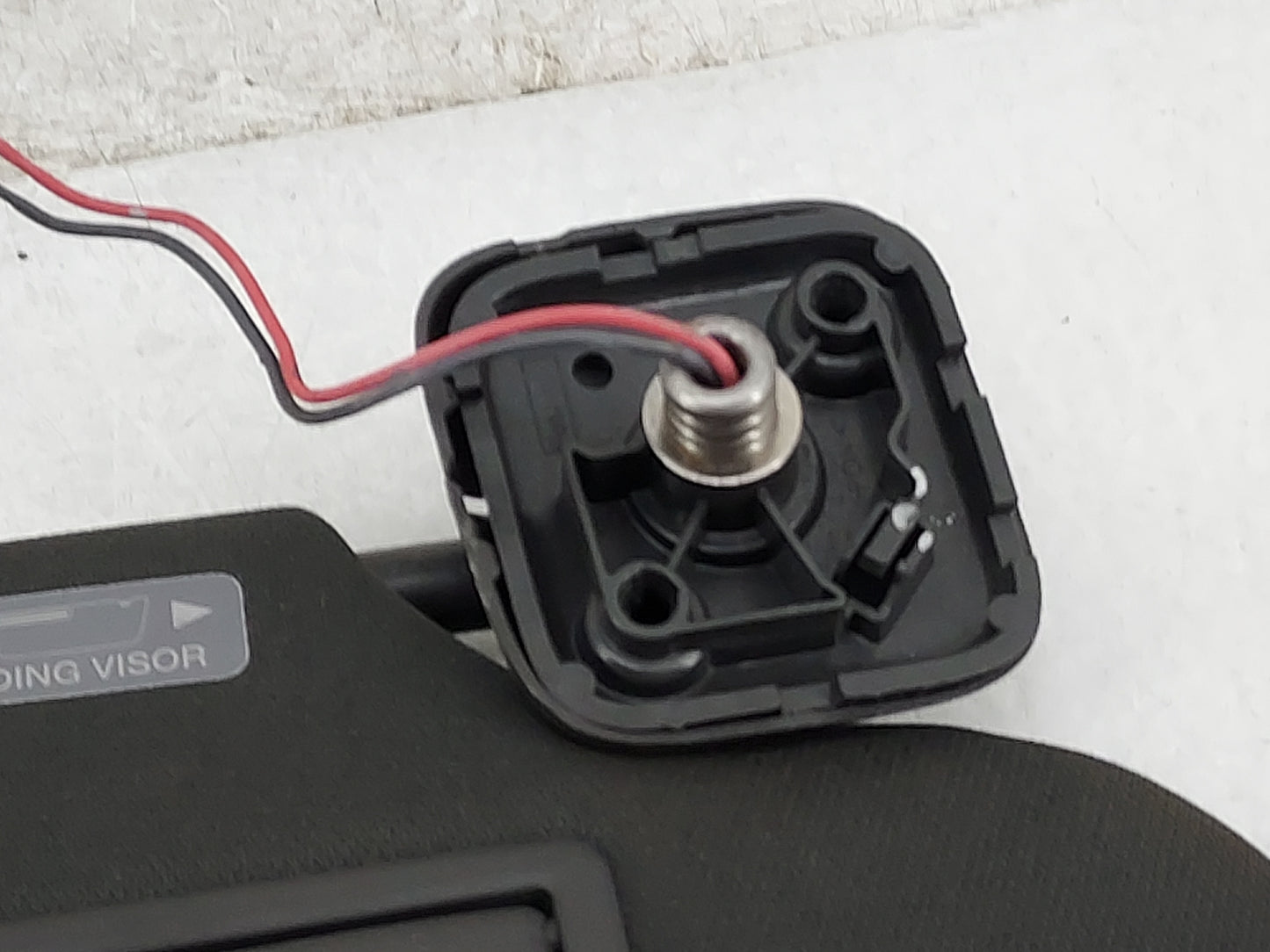 2013-2019 Ford Taurus Sun Visor Shade Replacement Passenger Right Mirror Fits OEM Used Auto Parts - Oemusedautoparts1.com