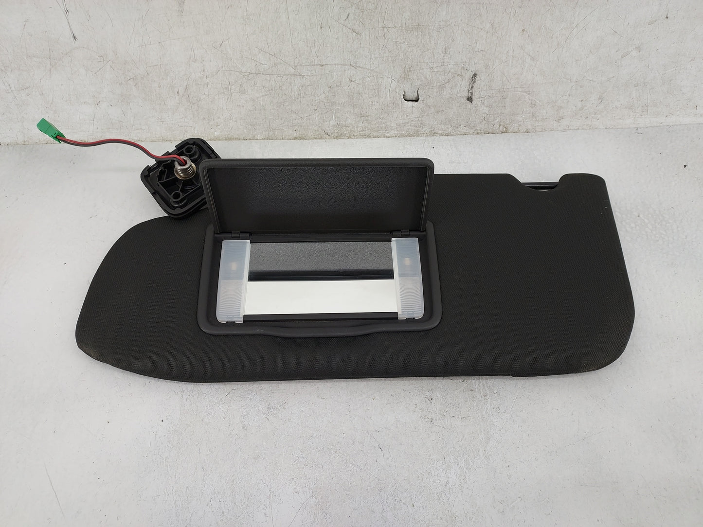 2013-2019 Ford Taurus Sun Visor Shade Replacement Driver Left Mirror Fits Fits 2010 2011 2012 2013 2014 2015 2016 2017 2018 