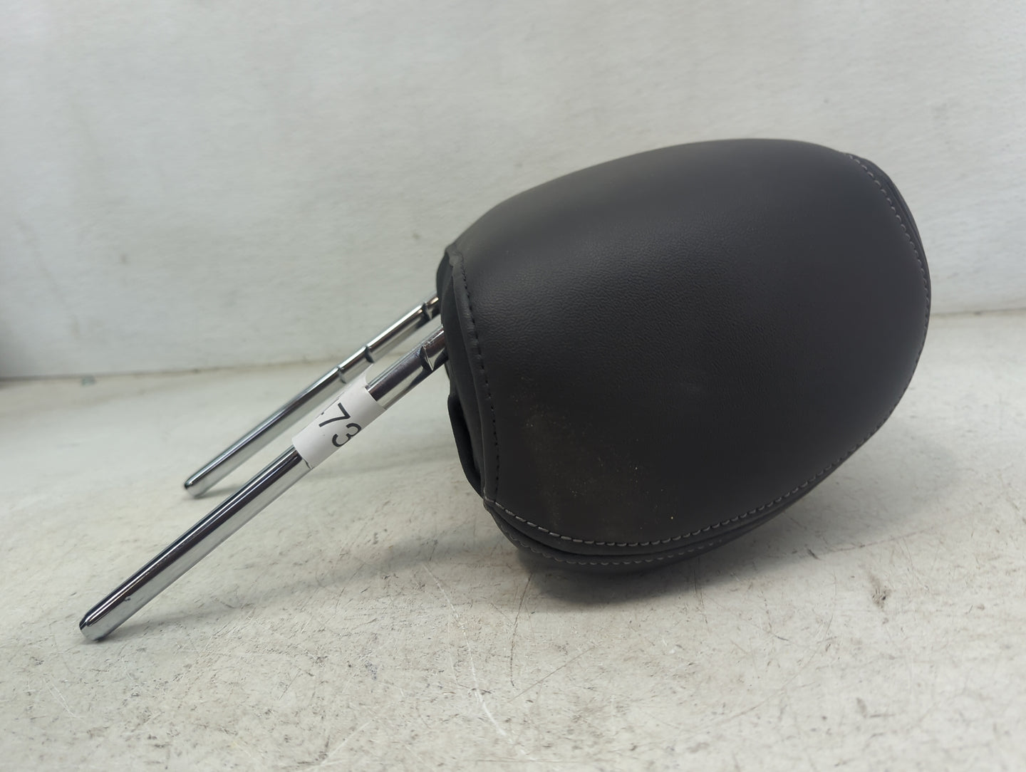 2017 Ford Taurus Headrest Head Rest Front Driver Passenger Seat Fits OEM Used Auto Parts - Oemusedautoparts1.com