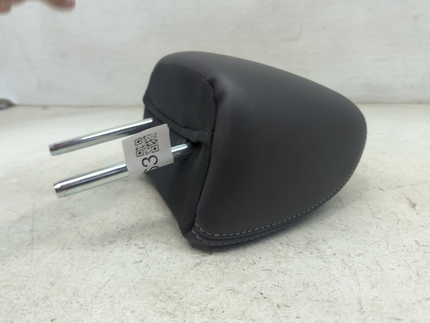 2017 Ford Taurus Headrest Head Rest Rear Seat Fits OEM Used Auto Parts - Oemusedautoparts1.com