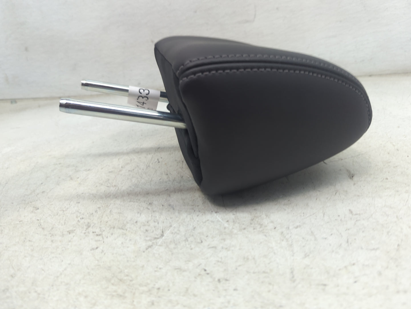2017 Ford Taurus Headrest Head Rest Rear Seat Fits OEM Used Auto Parts - Oemusedautoparts1.com