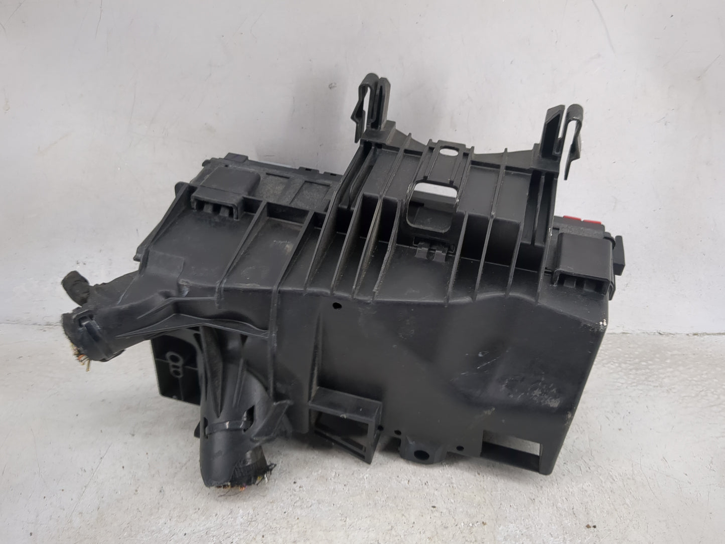 2017-2019 Ford Taurus Fusebox Fuse Box Panel Relay Module P/N:DG1T-14A003-BA BT2T-CA, BT2T-14B192-AB Fits Fits 2017 2018 201
